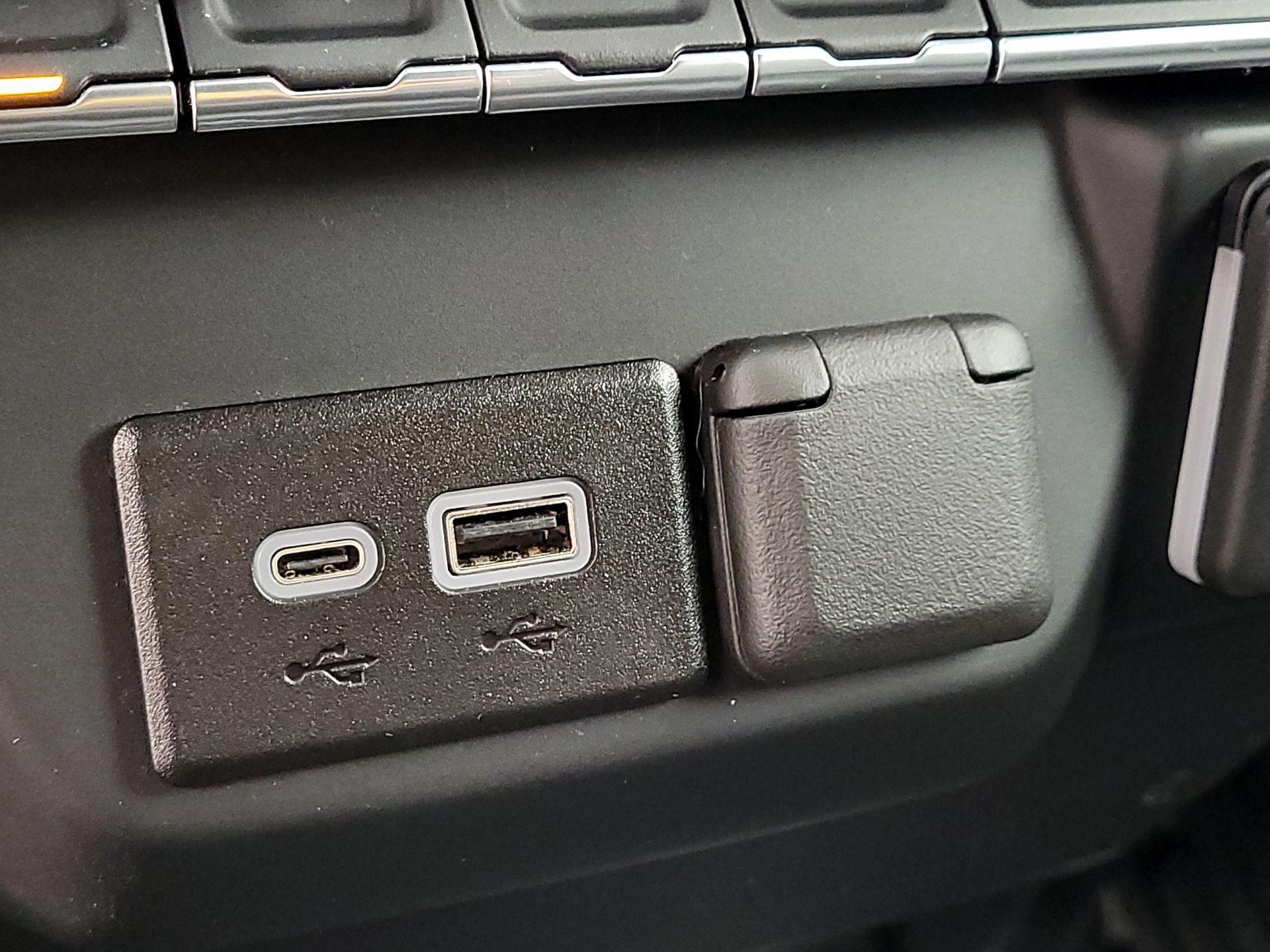 Thumbnail: 2023 Chevrolet Silverado 1500 - 18