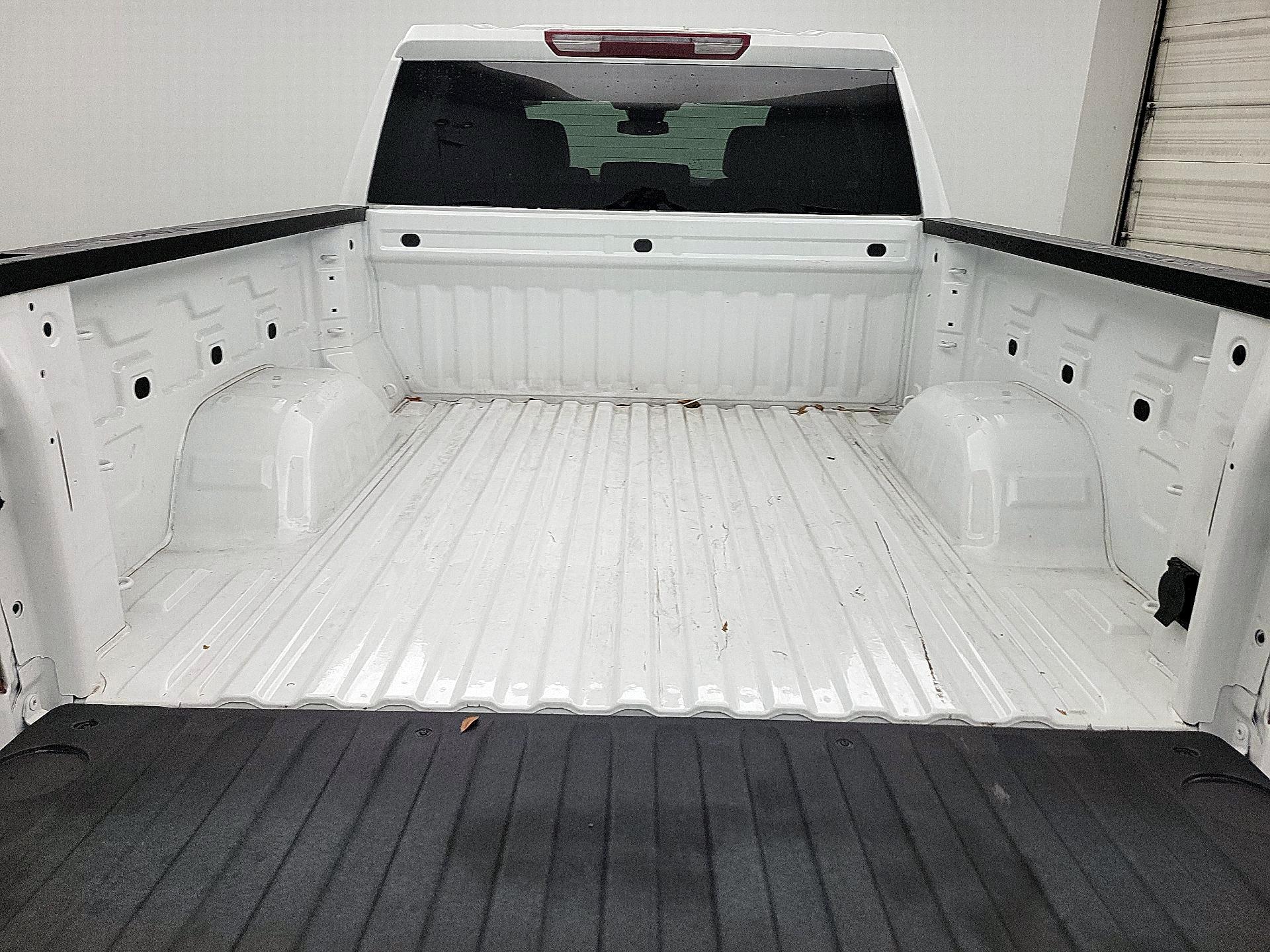 Thumbnail: 2023 Chevrolet Silverado 1500 - 20