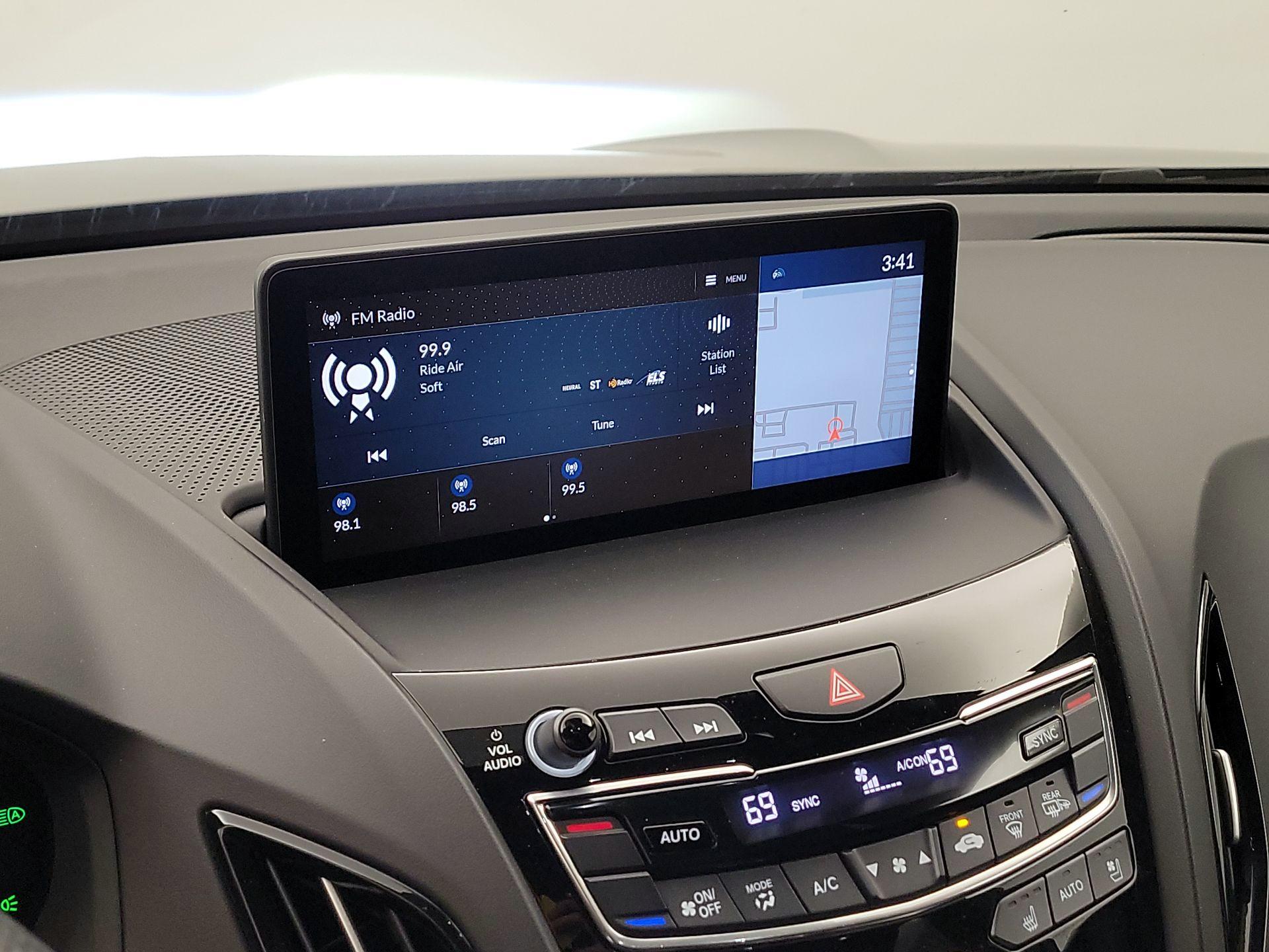 Thumbnail: 2022 Acura RDX - 15