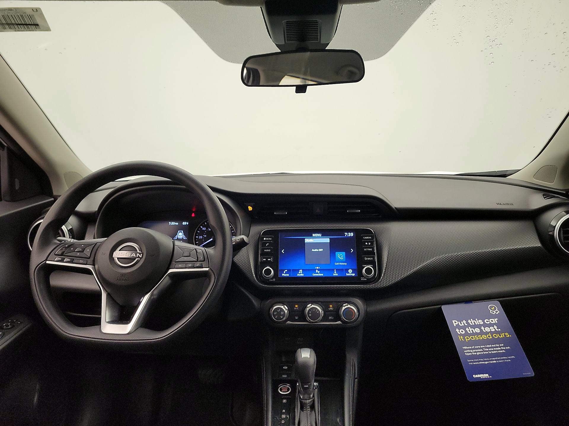 Thumbnail: 2023 Nissan Kicks - 9