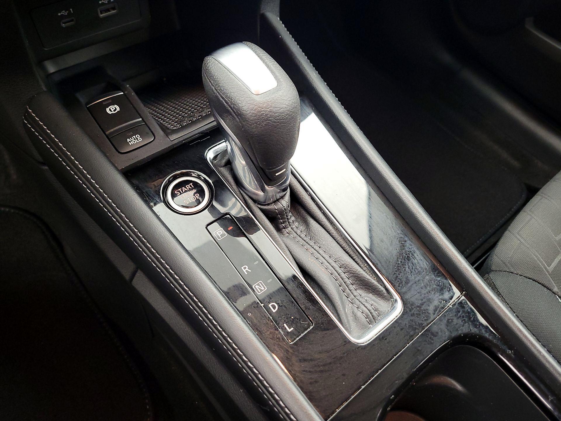 Thumbnail: 2023 Nissan Kicks - 16