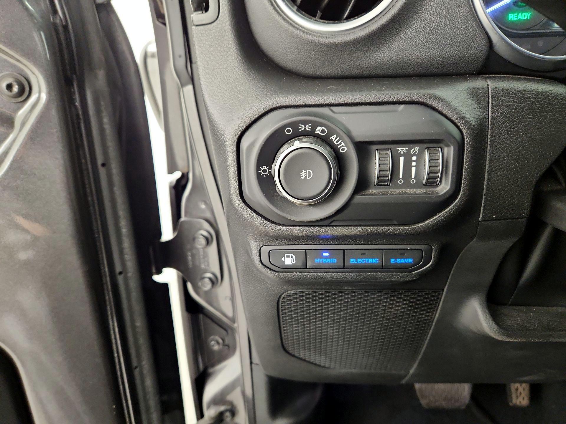 Thumbnail: 2022 Jeep Wrangler - 13