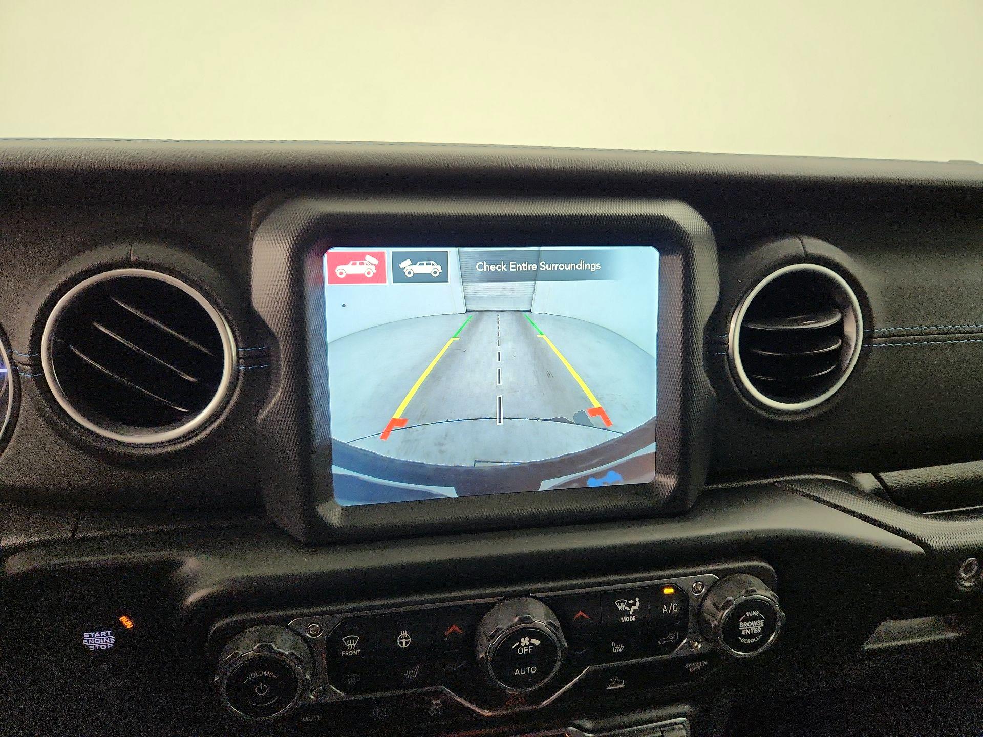 Thumbnail: 2022 Jeep Wrangler - 15