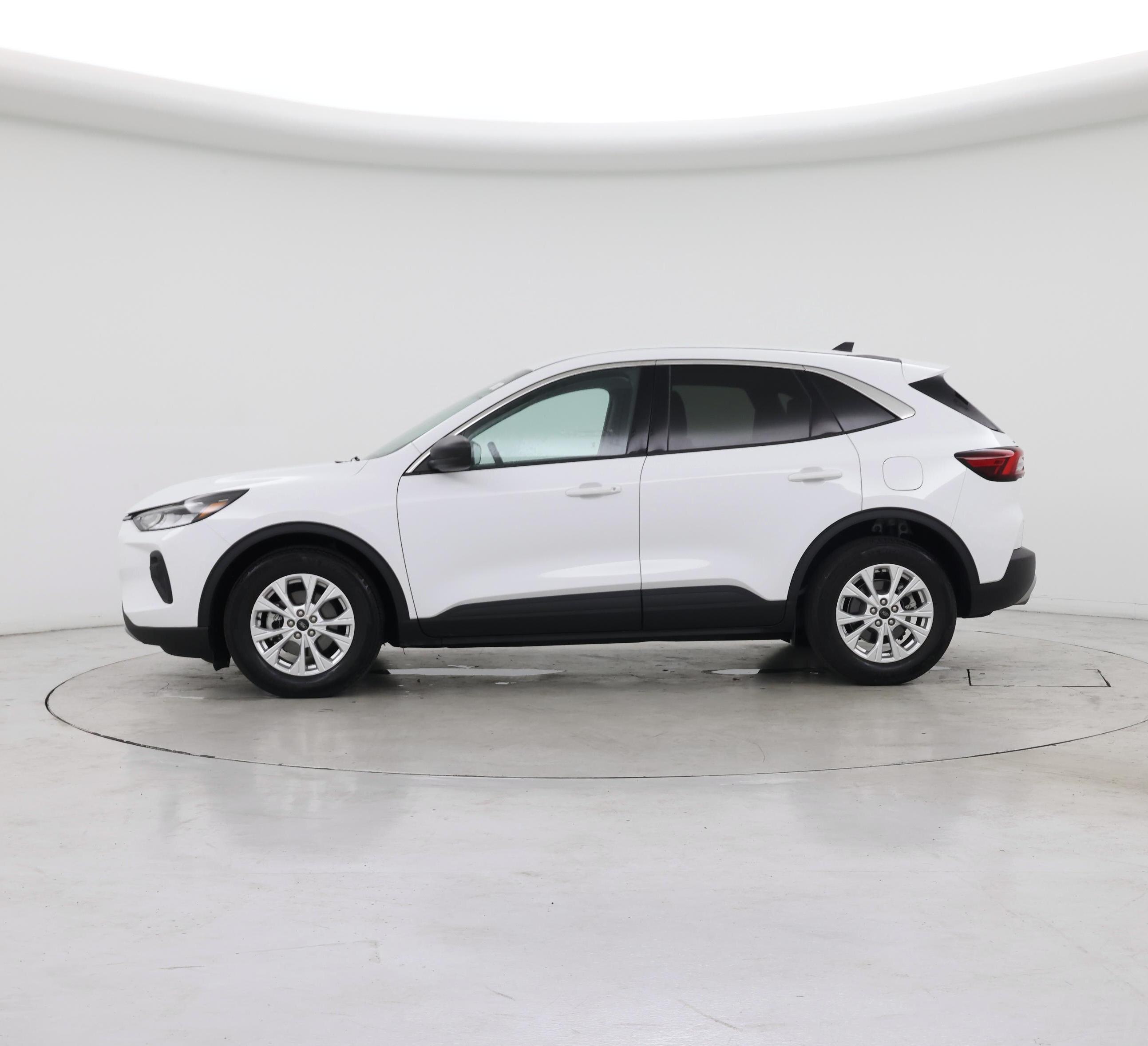 Thumbnail: 2023 Ford Escape - 3