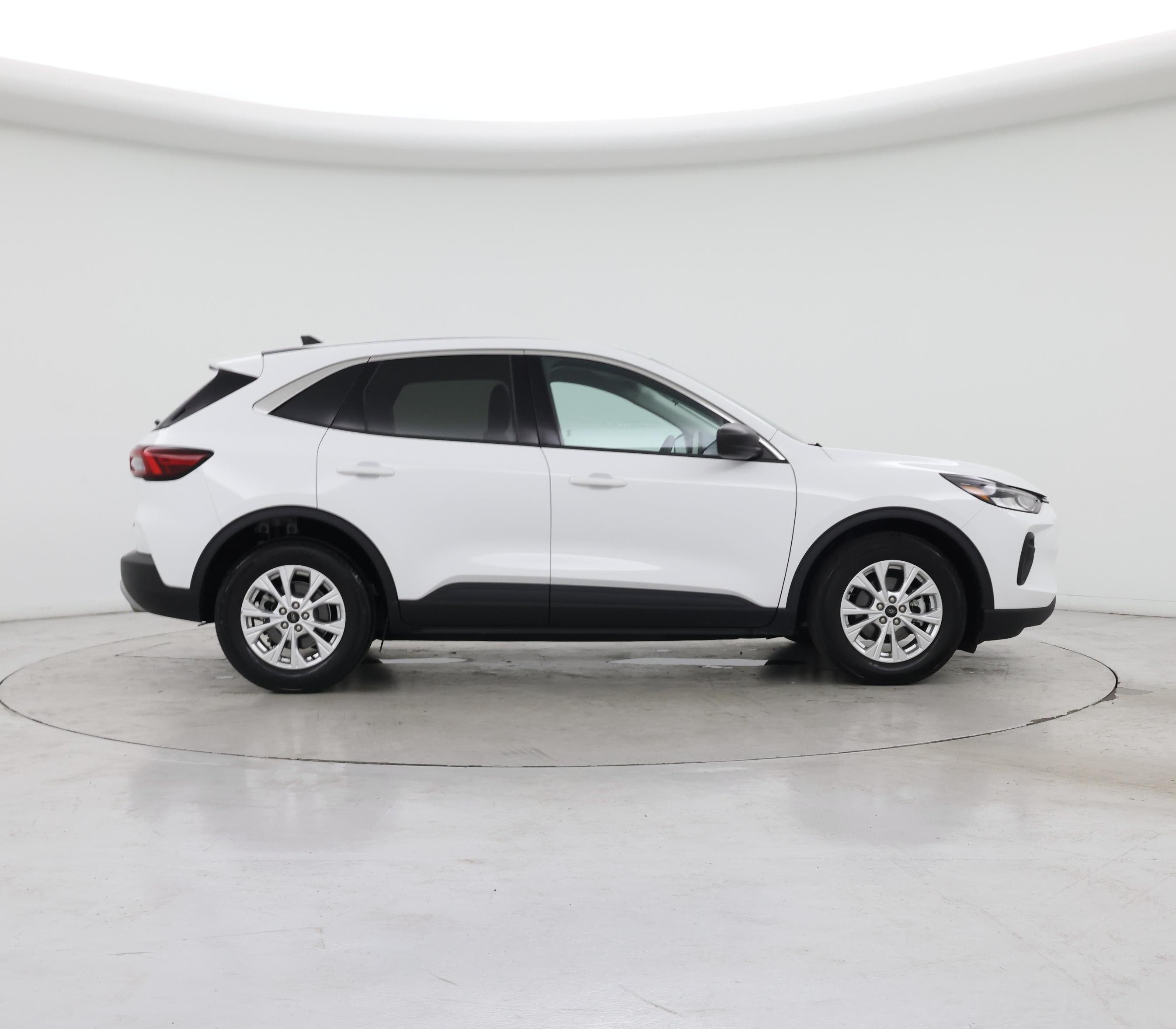 Thumbnail: 2023 Ford Escape - 7