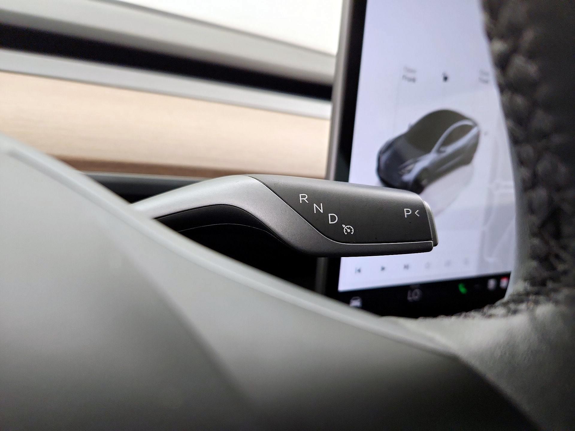 Thumbnail: 2023 Tesla Model 3 - 17