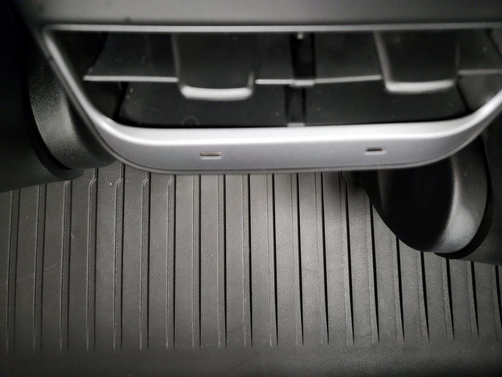 Thumbnail: 2023 Tesla Model 3 - 18