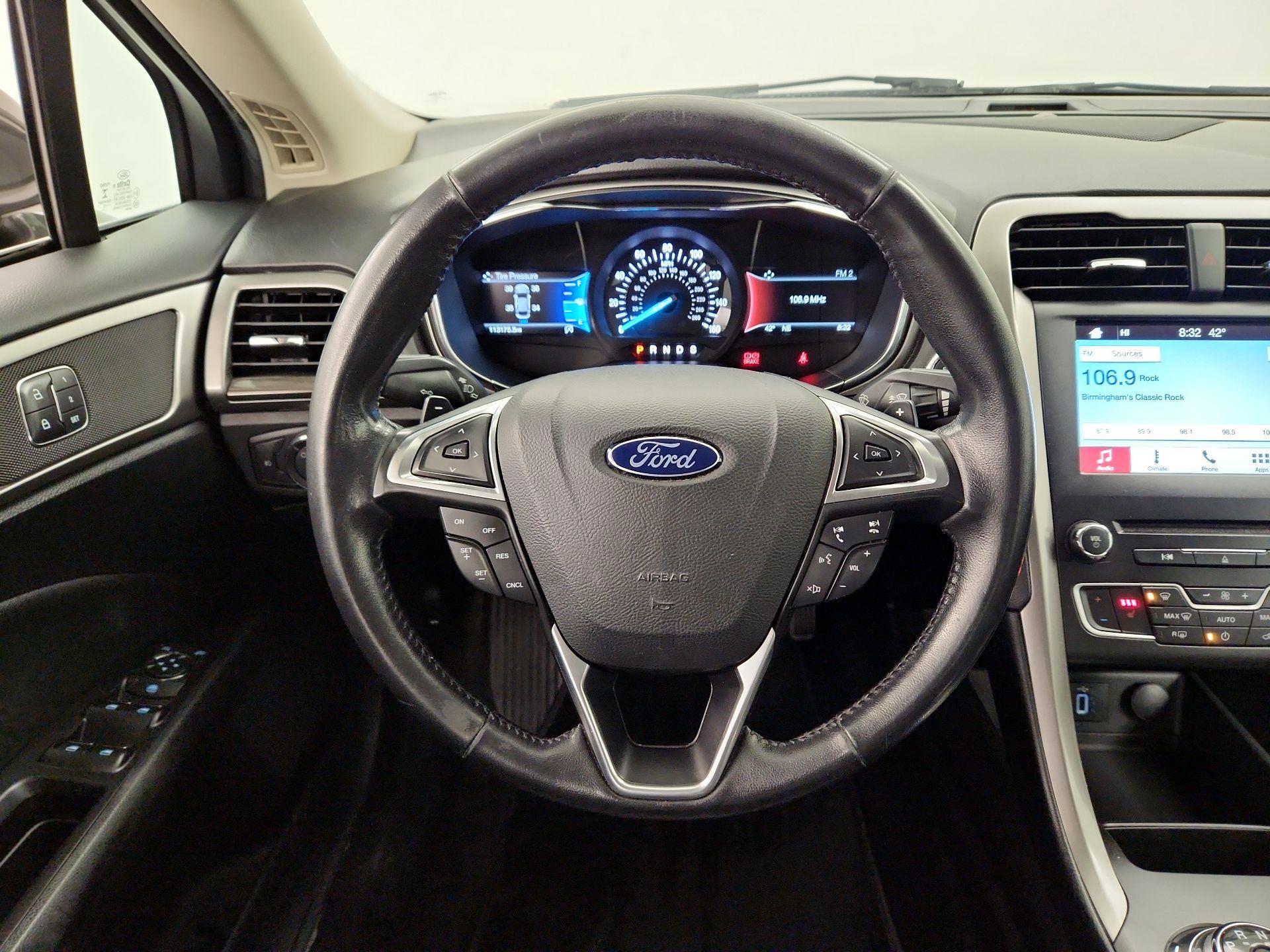 Thumbnail: 2017 Ford Fusion - 10