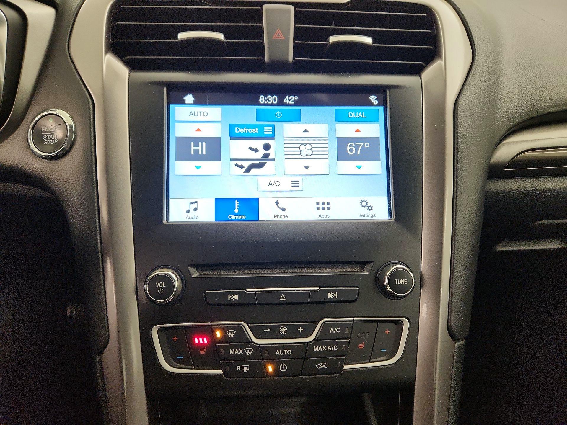 Thumbnail: 2017 Ford Fusion - 16