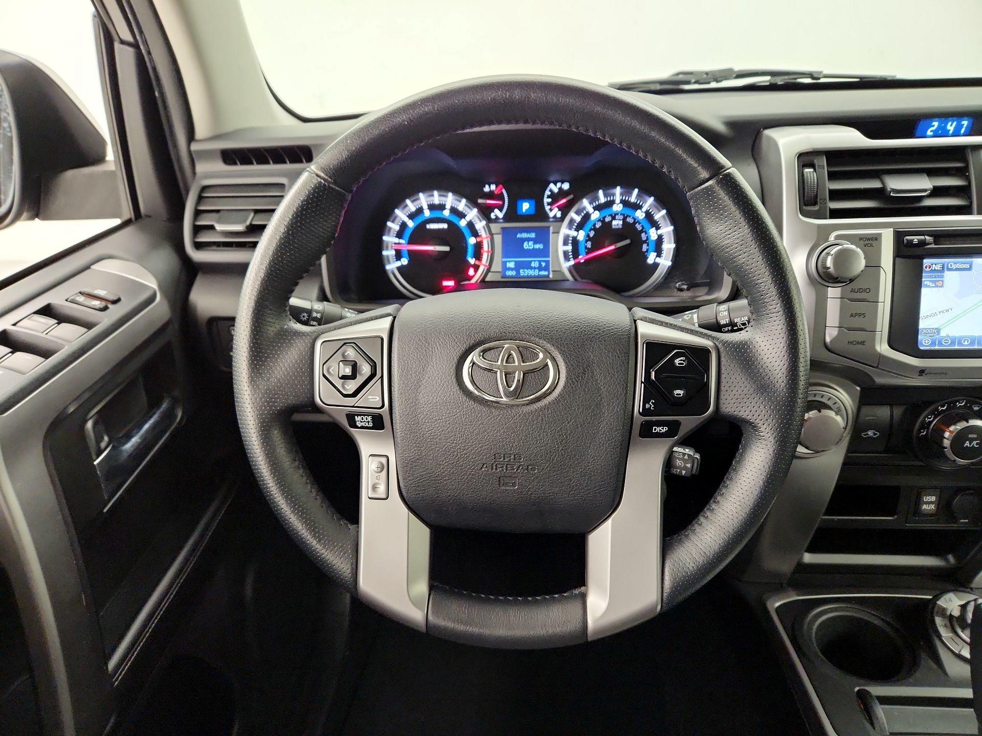 Thumbnail: 2016 Toyota 4Runner - 10