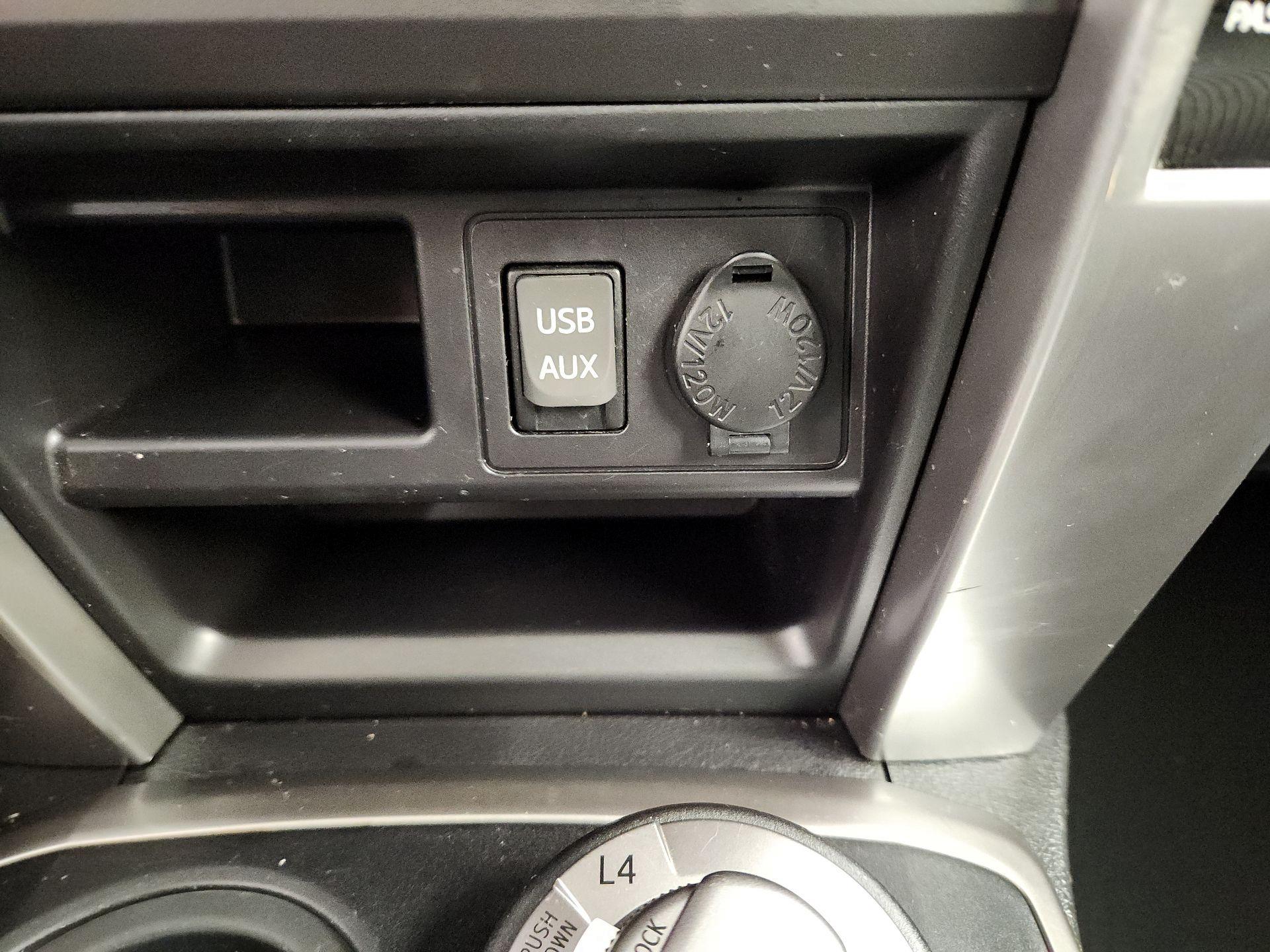 Thumbnail: 2016 Toyota 4Runner - 19