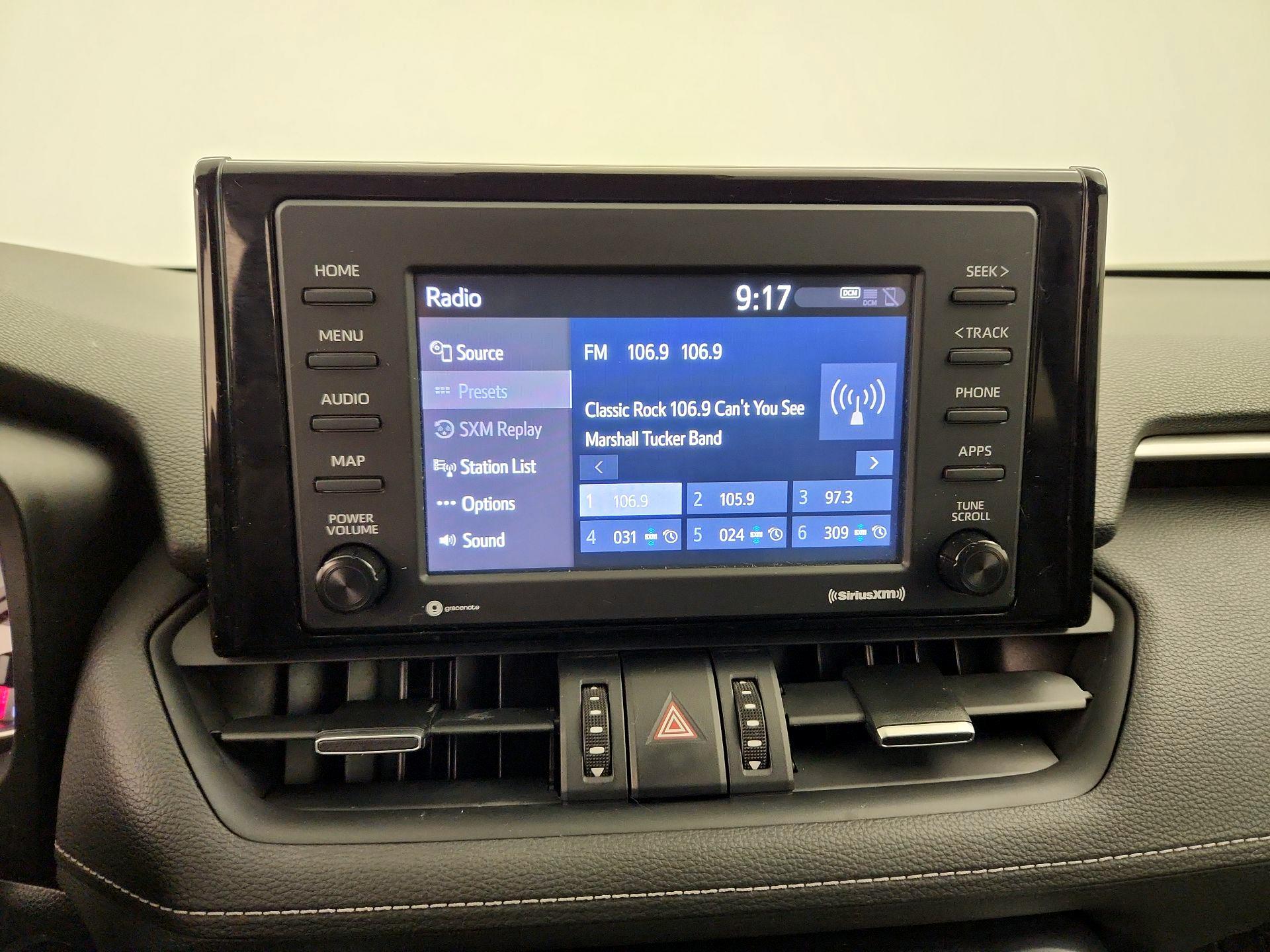 Thumbnail: 2020 Toyota RAV4 - 15