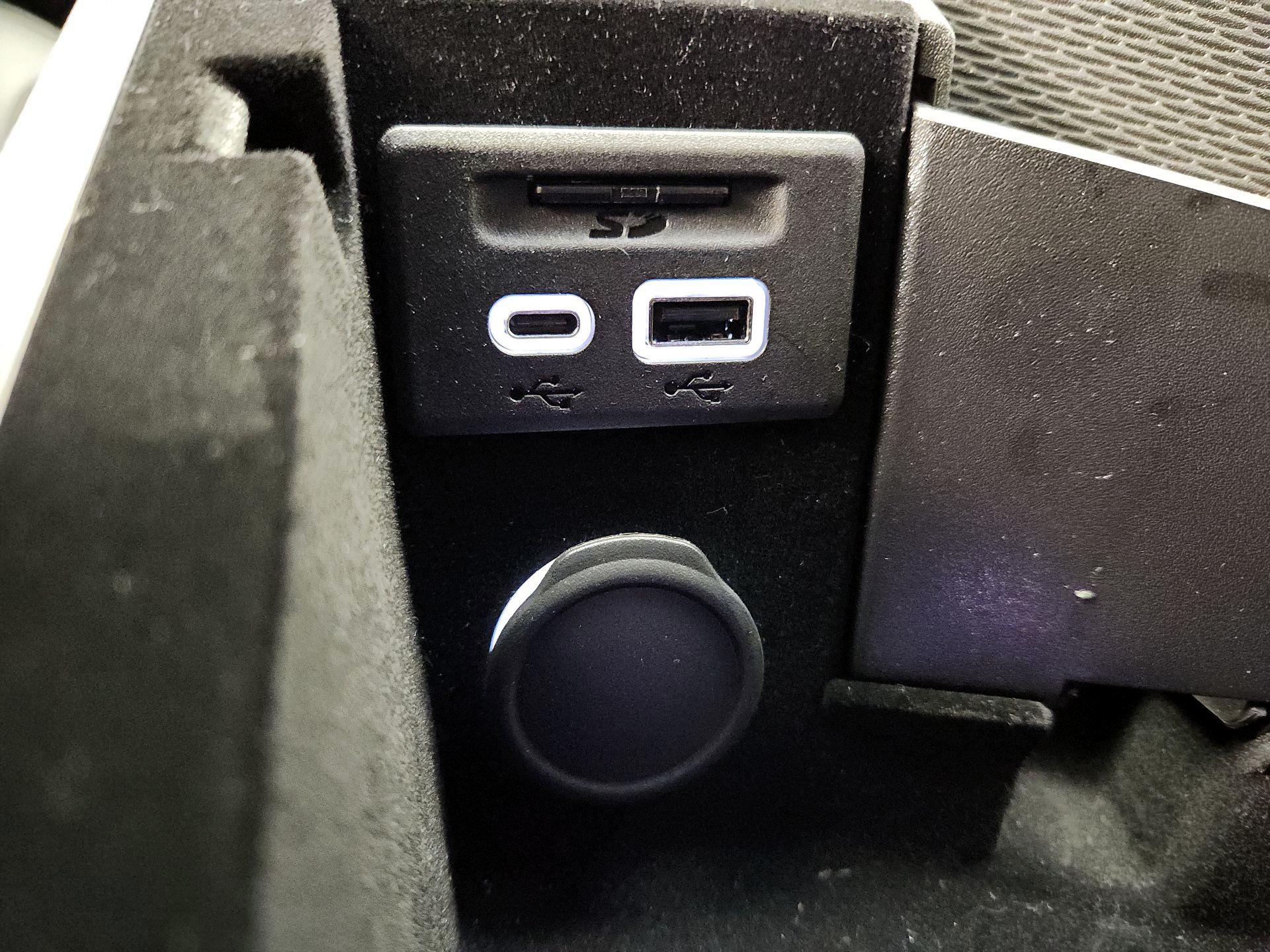 Thumbnail: 2023 Cadillac CT5 - 19