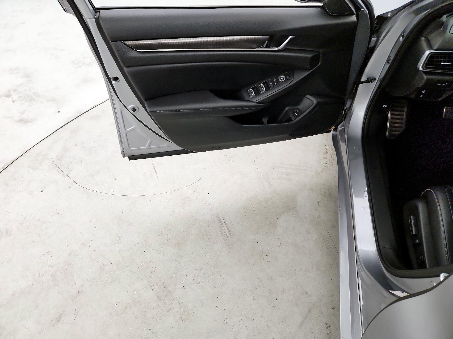 Thumbnail: 2022 Honda Accord - 12