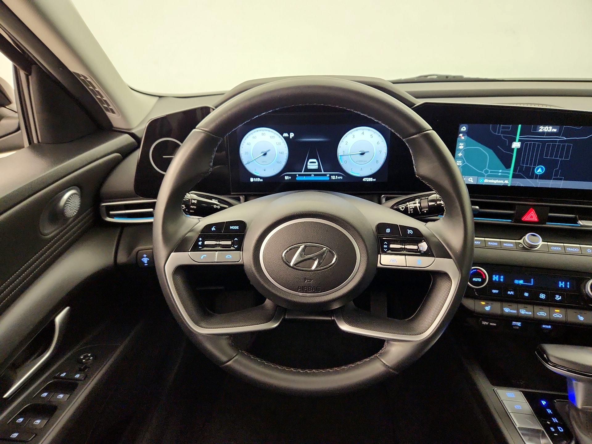 Thumbnail: 2023 Hyundai Elantra - 10