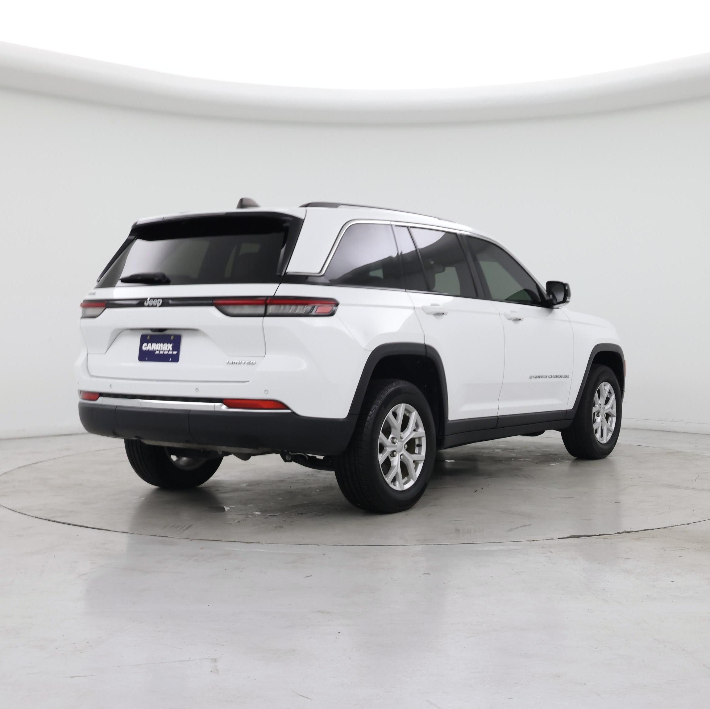 Thumbnail: 2023 Jeep Grand Cherokee - 8