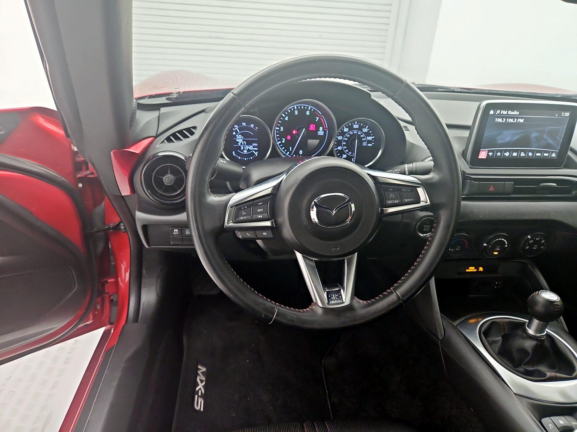 Thumbnail: 2016 Mazda MX-5 Miata - 10