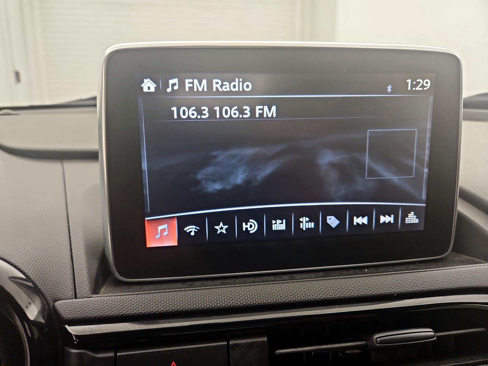 Thumbnail: 2016 Mazda MX-5 Miata - 15