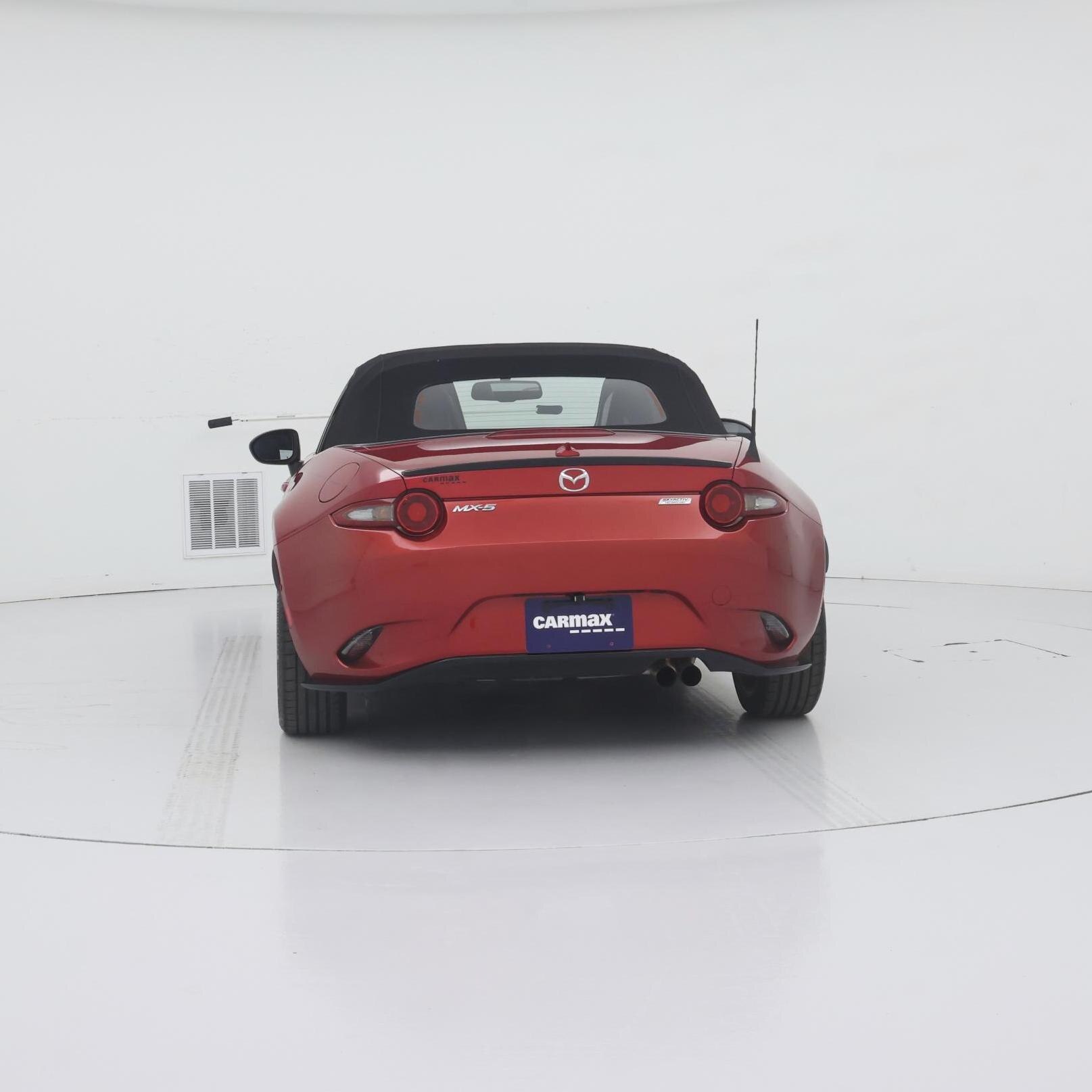 Thumbnail: 2016 Mazda MX-5 Miata - 6
