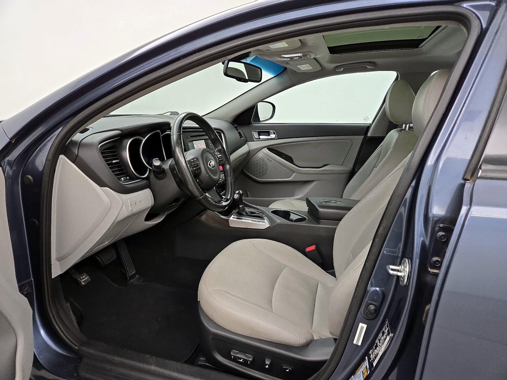 Thumbnail: 2015 Kia Optima - 11