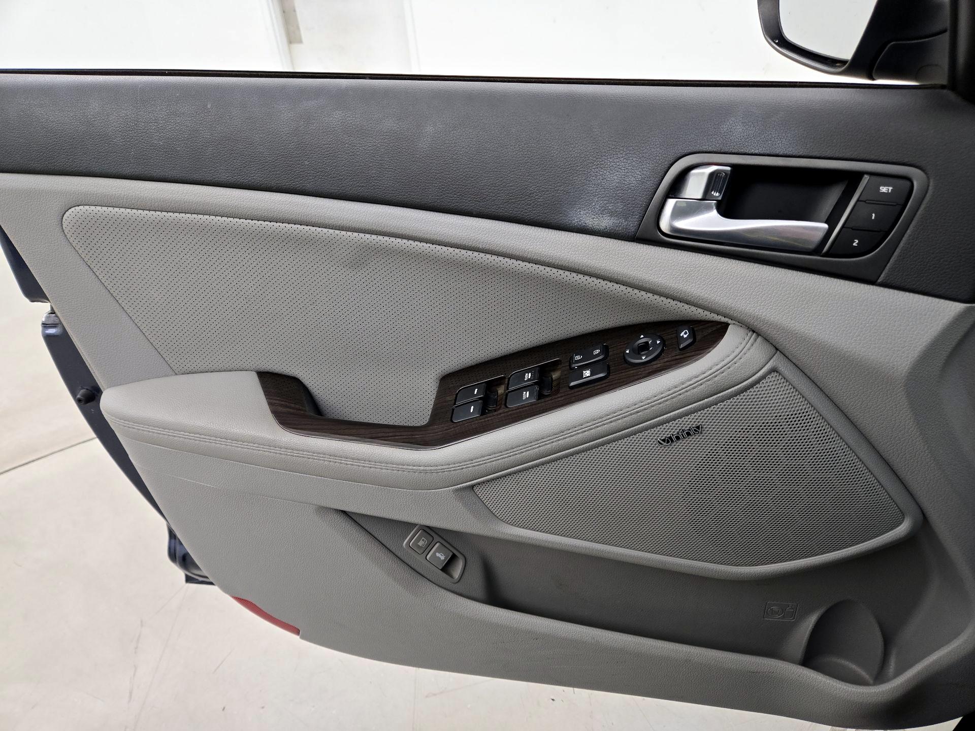 Thumbnail: 2015 Kia Optima - 12