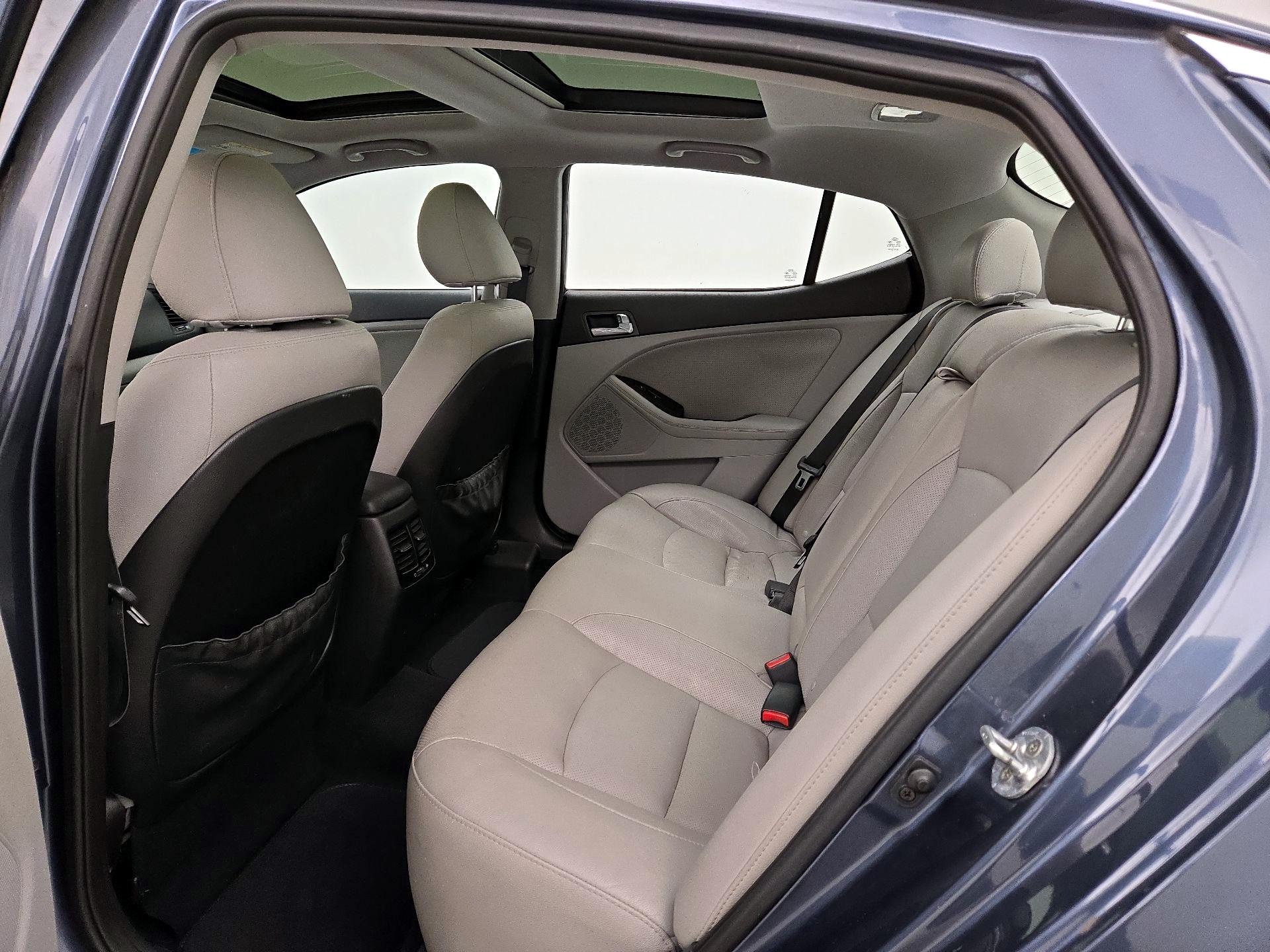 Thumbnail: 2015 Kia Optima - 20