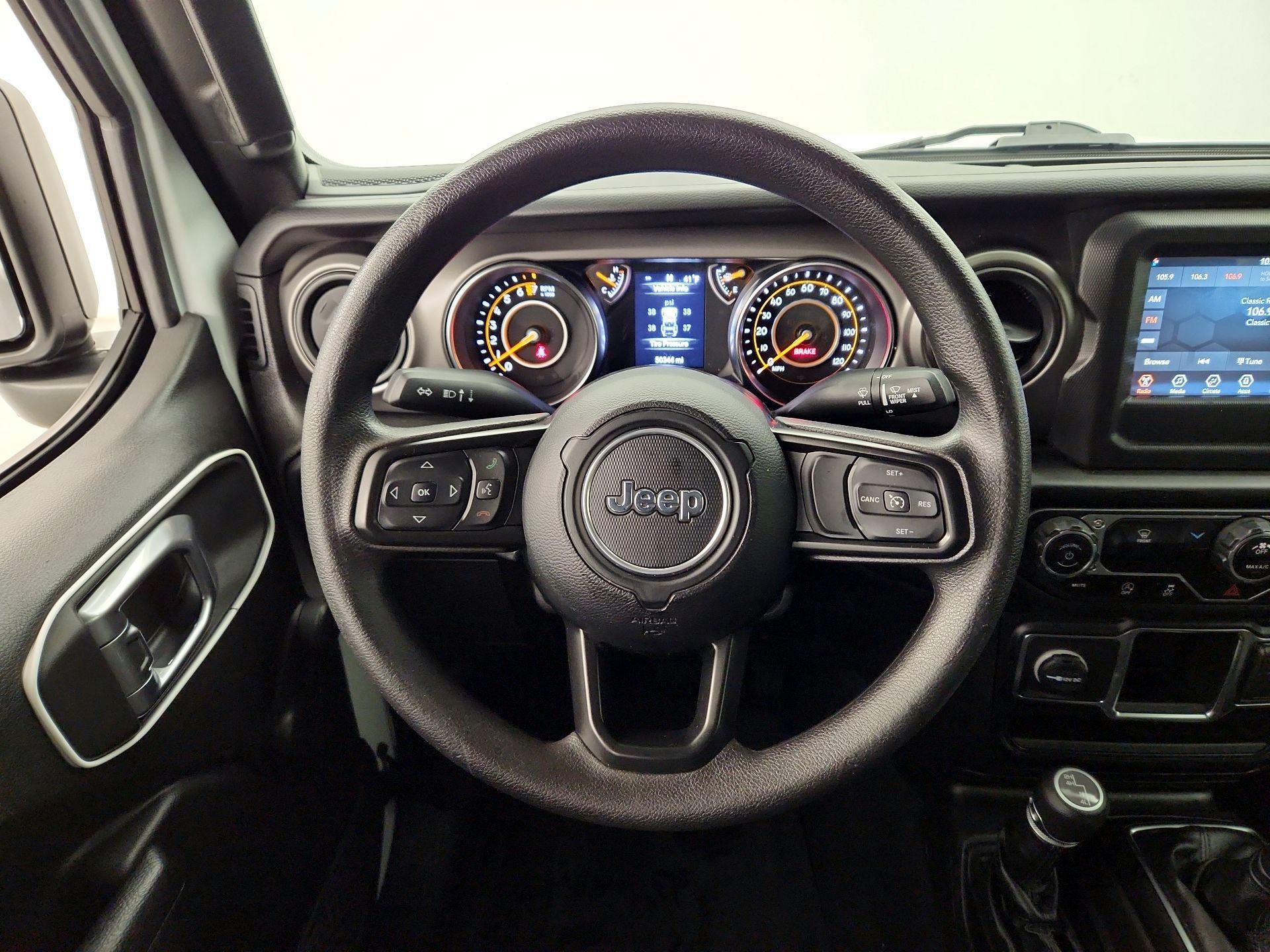 Thumbnail: 2022 Jeep Wrangler - 10