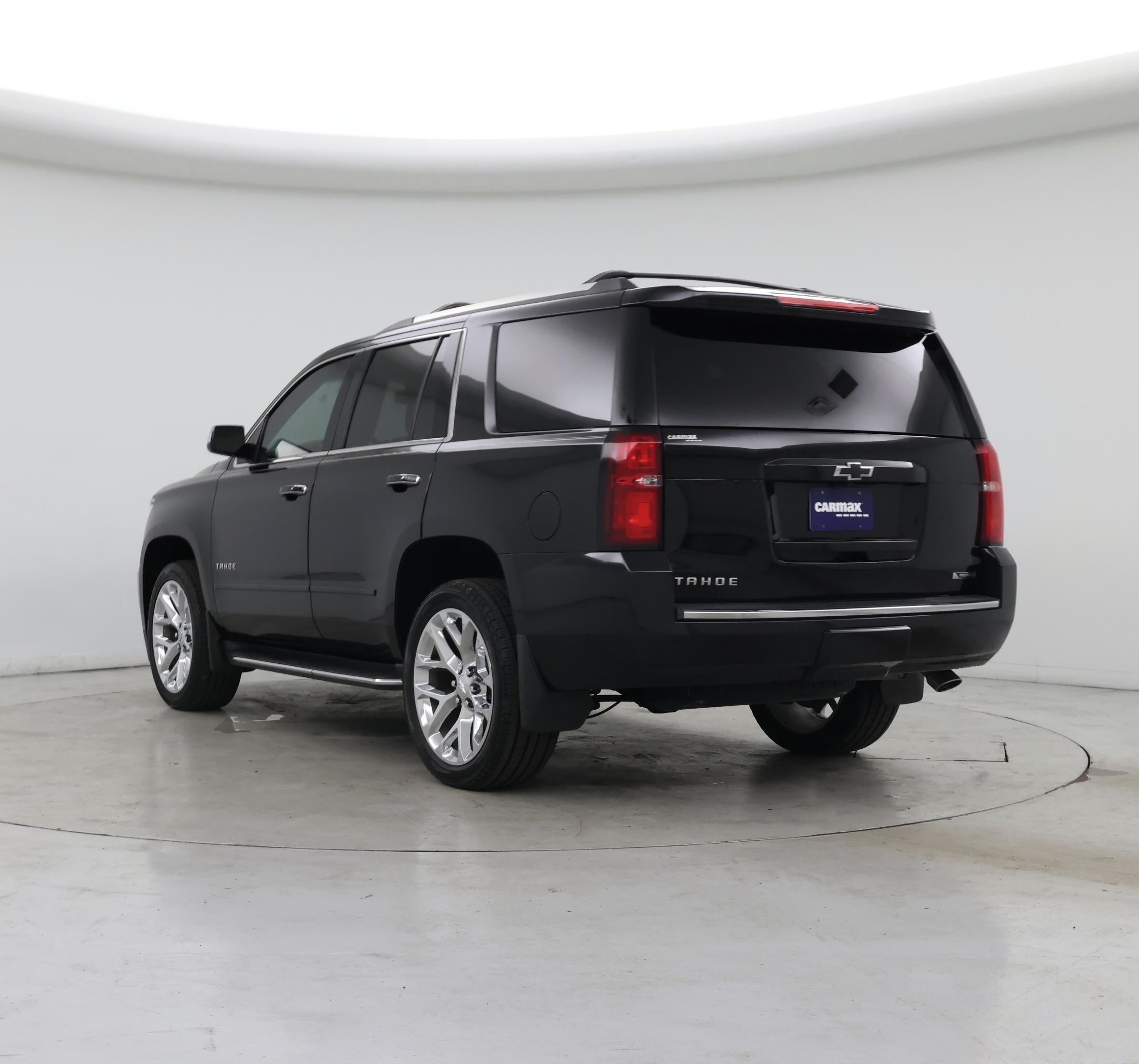 Thumbnail: 2018 Chevrolet Tahoe - 2