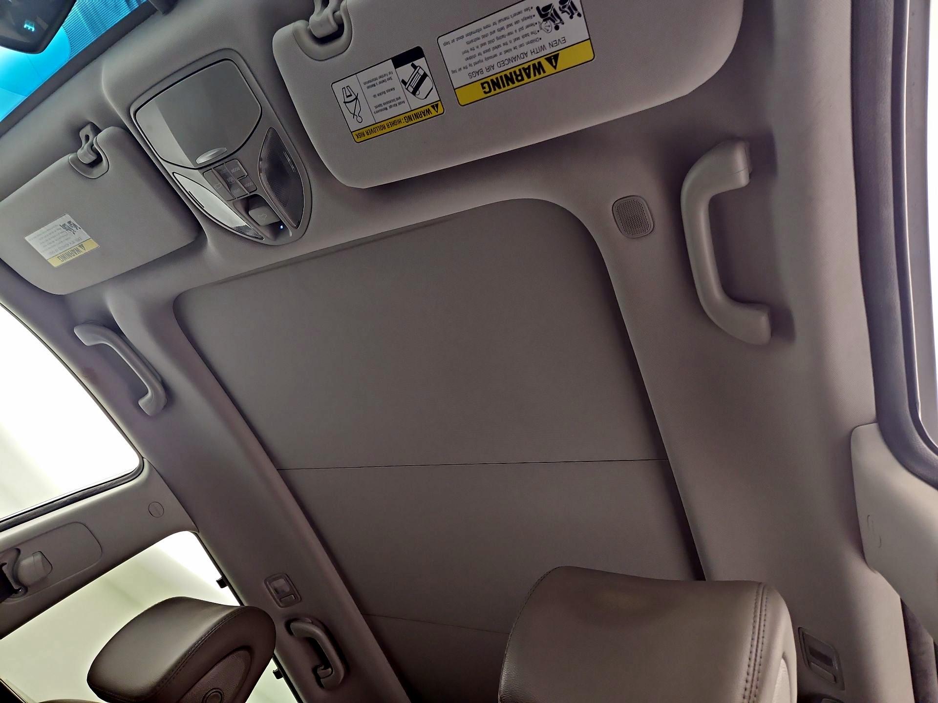 Thumbnail: 2016 Hyundai Santa Fe - 20