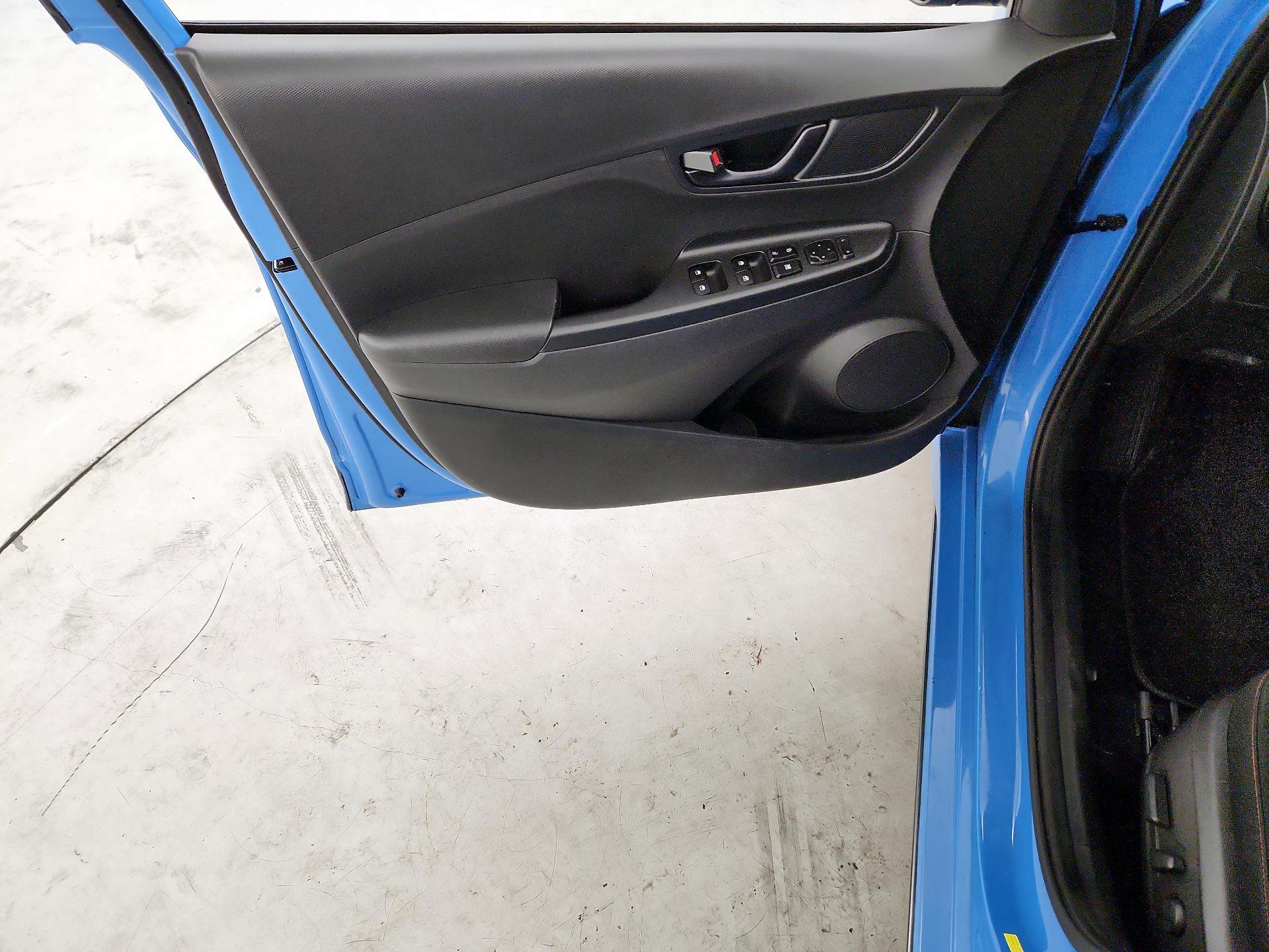 Thumbnail: 2022 Hyundai Kona - 12