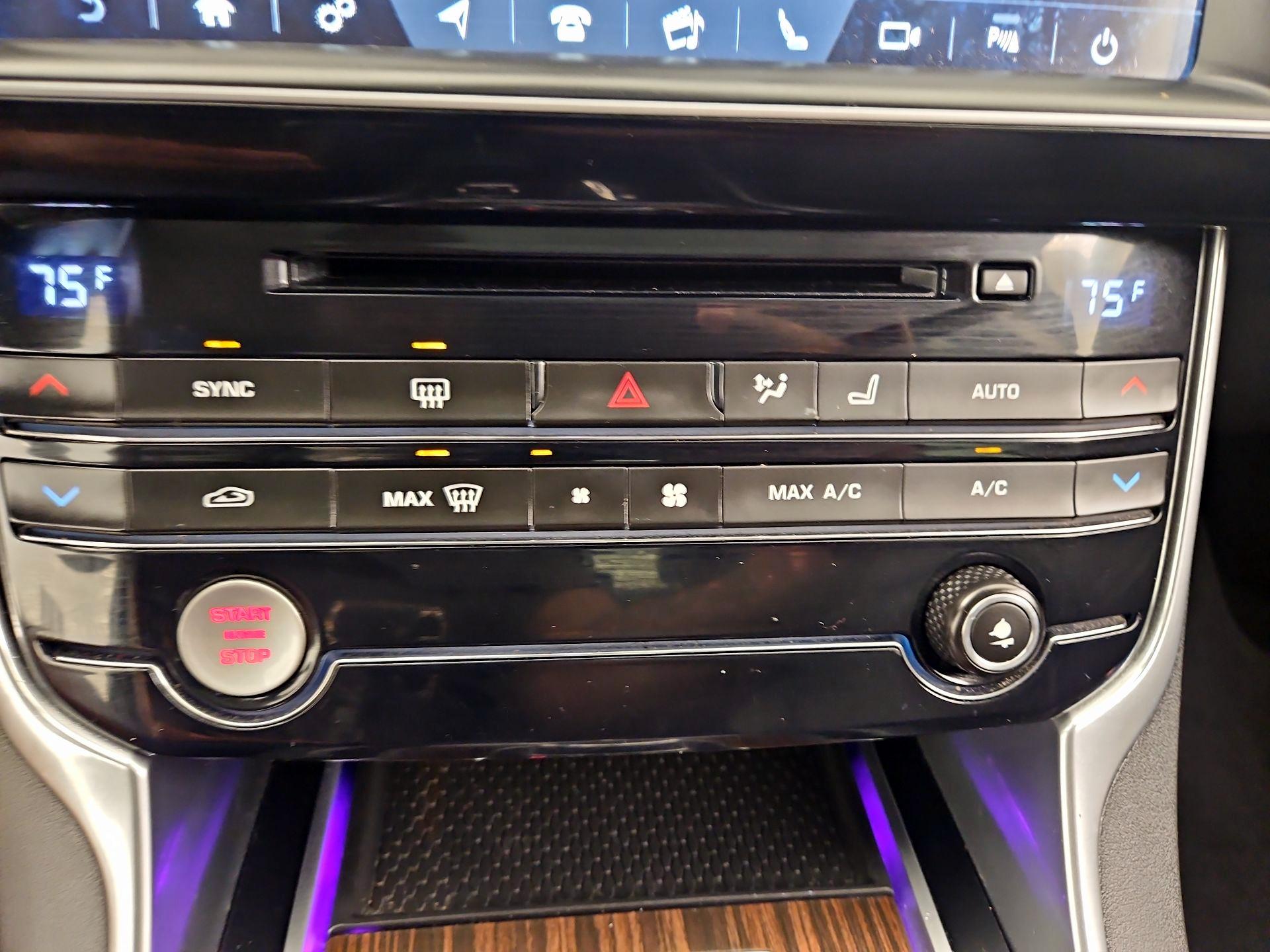 Thumbnail: 2017 Jaguar XE - 17