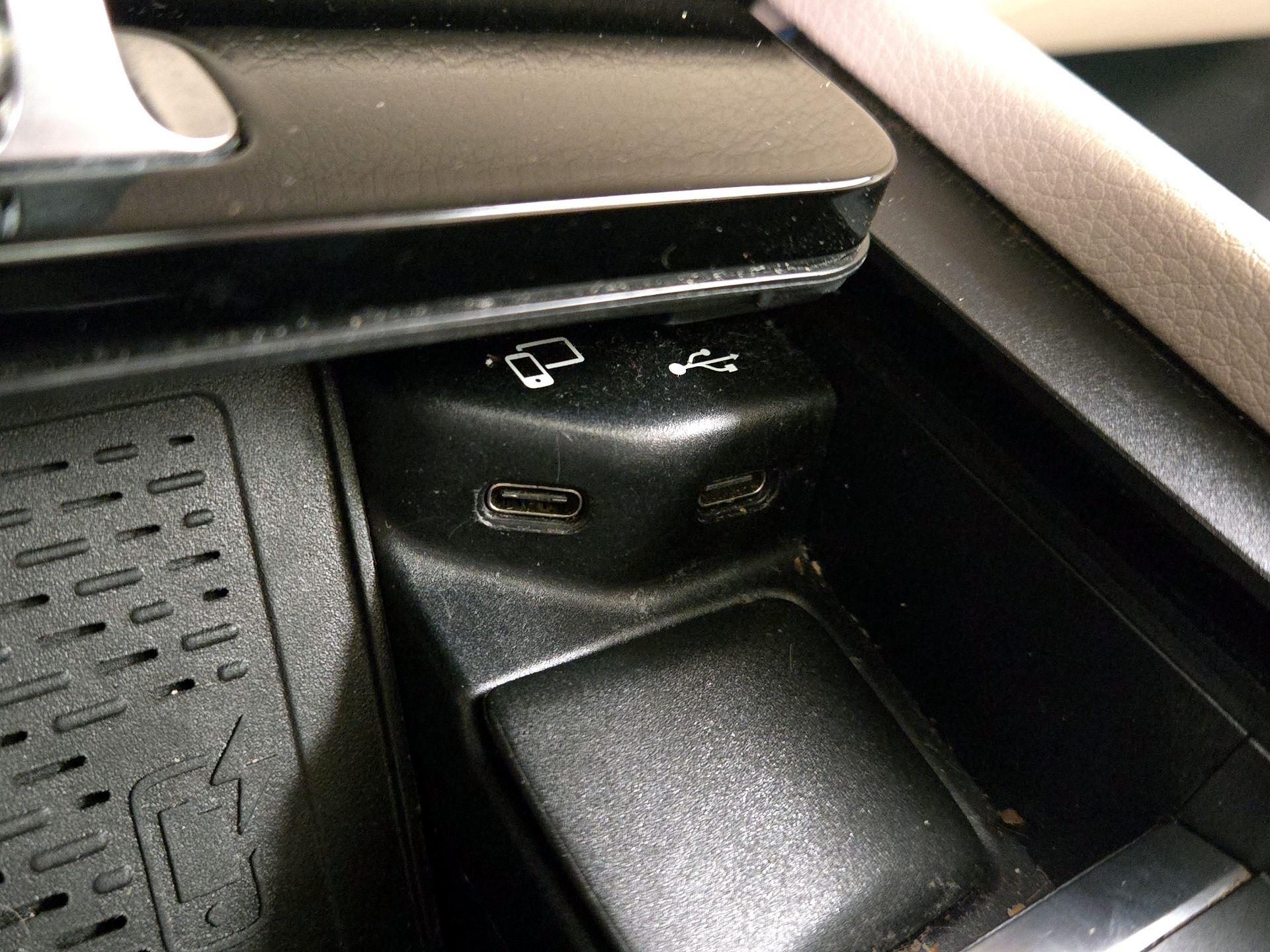 Thumbnail: 2020 Mercedes-Benz GLE - 19