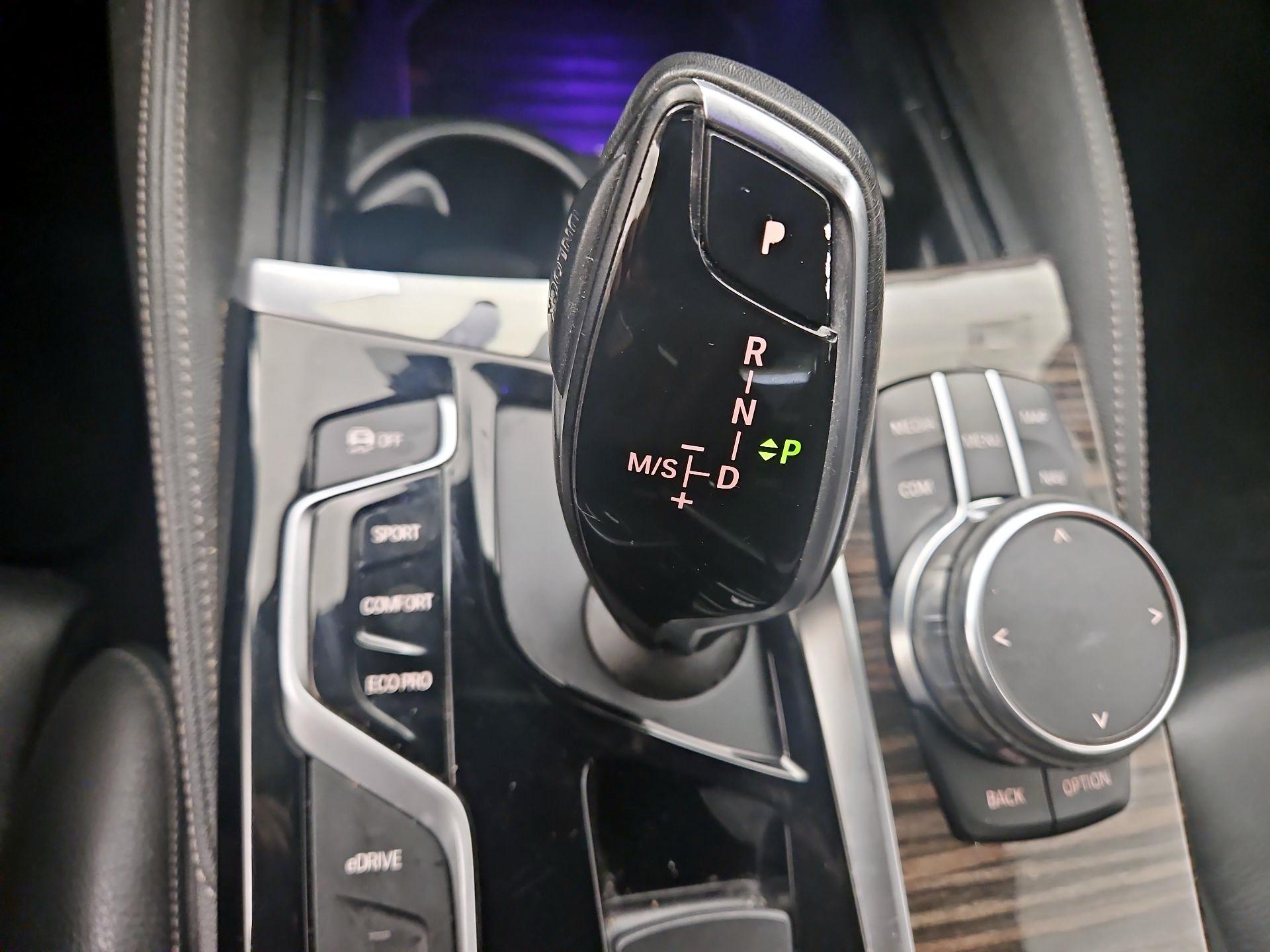 Thumbnail: 2018 BMW 5 Series - 18