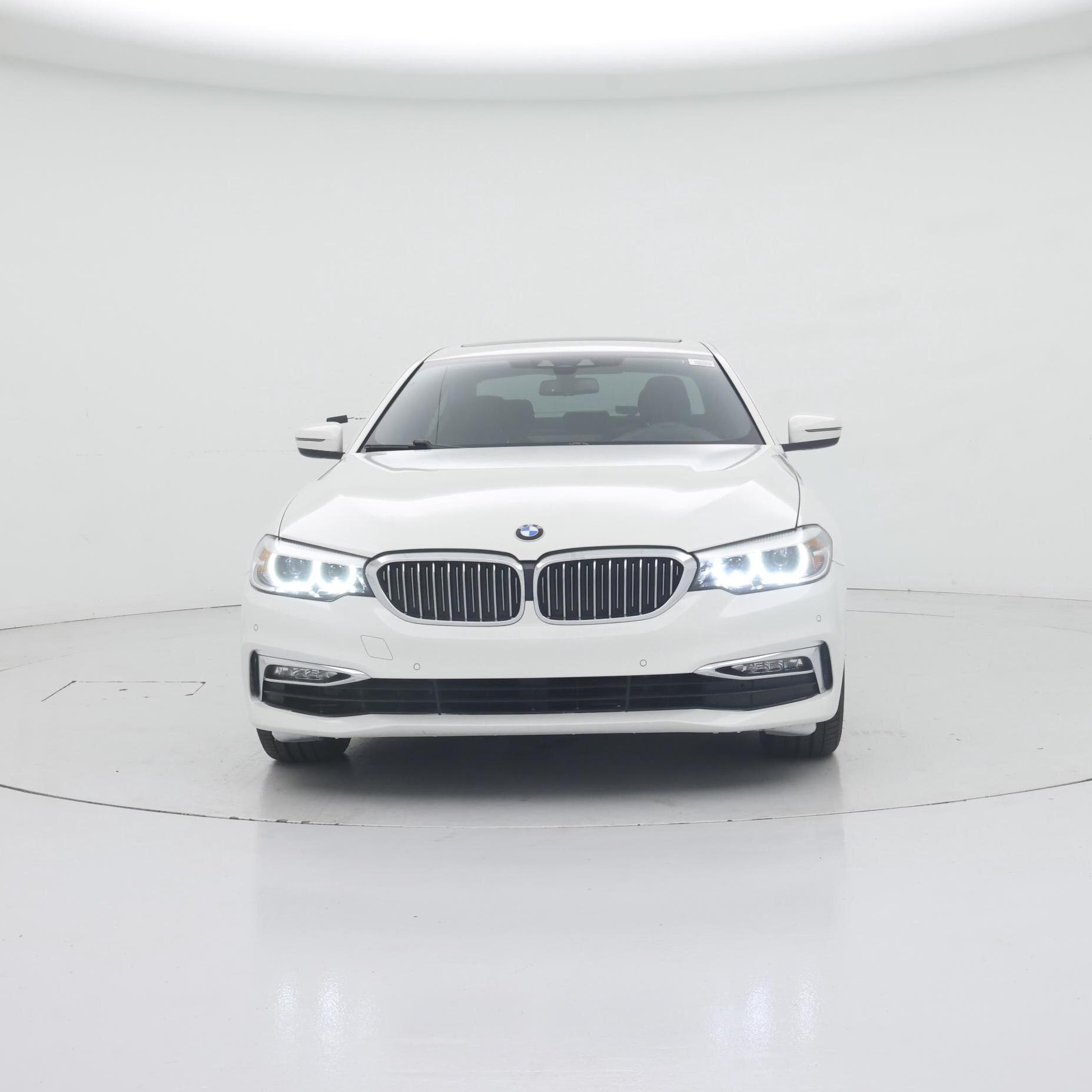 Thumbnail: 2018 BMW 5 Series - 5