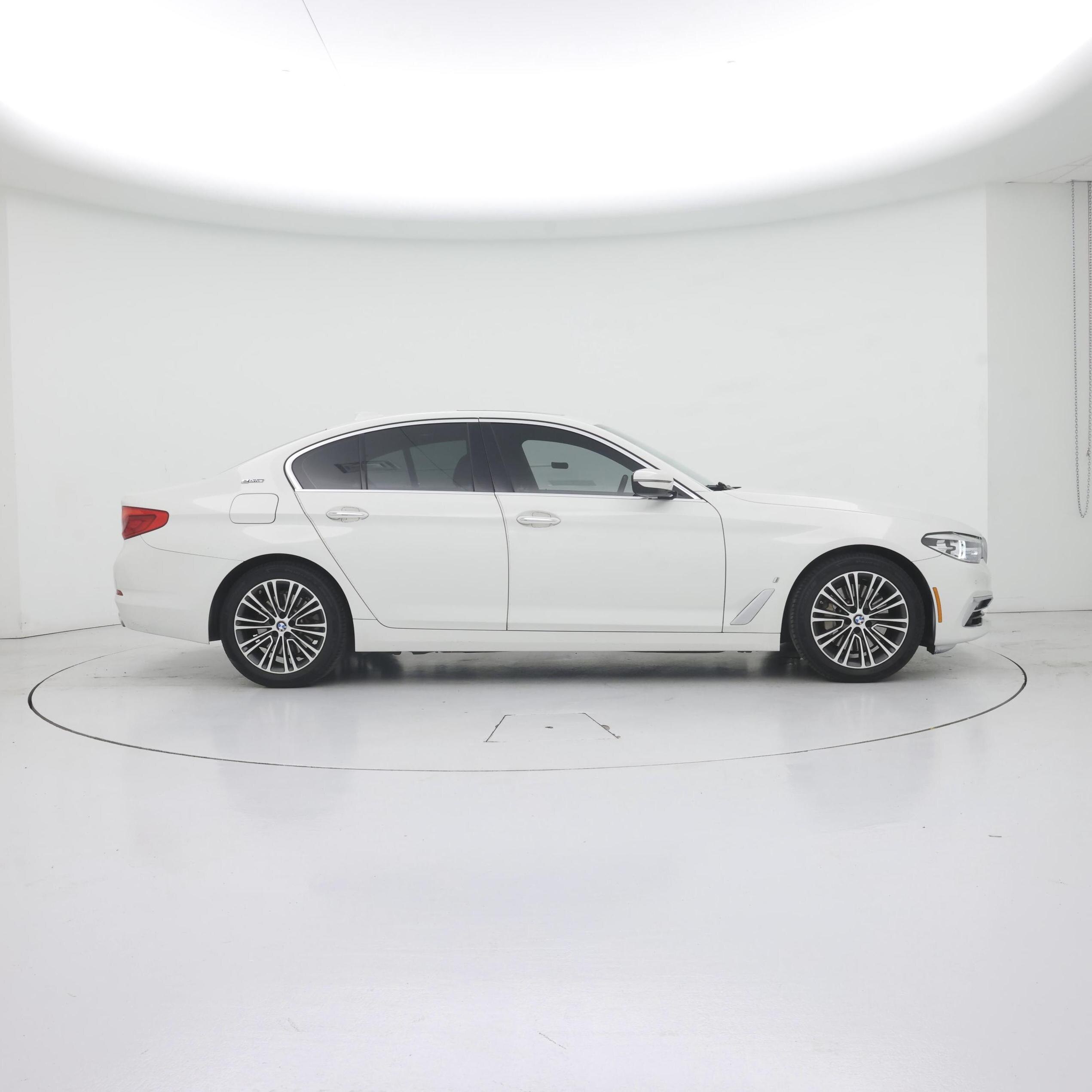 Thumbnail: 2018 BMW 5 Series - 7