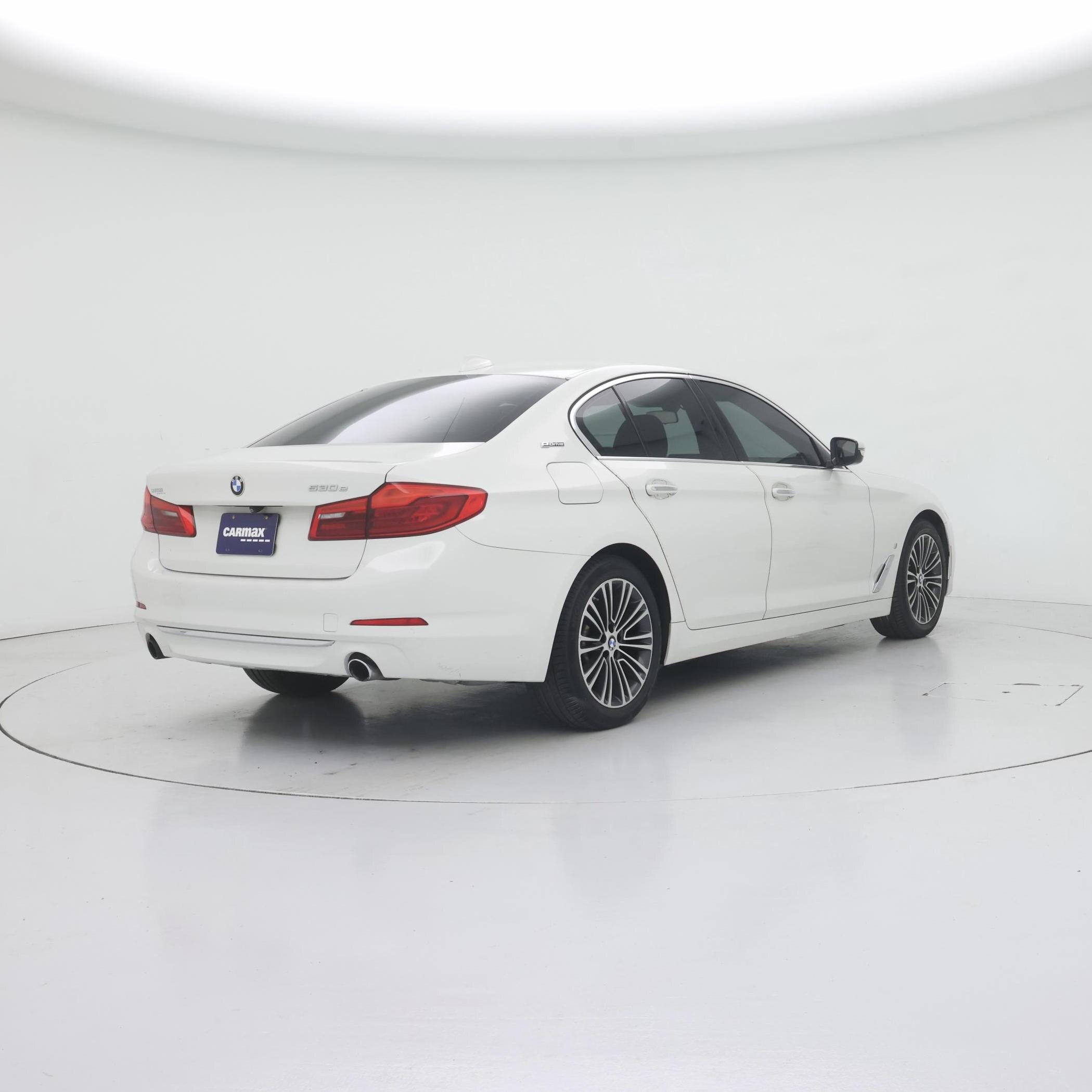 Thumbnail: 2018 BMW 5 Series - 8