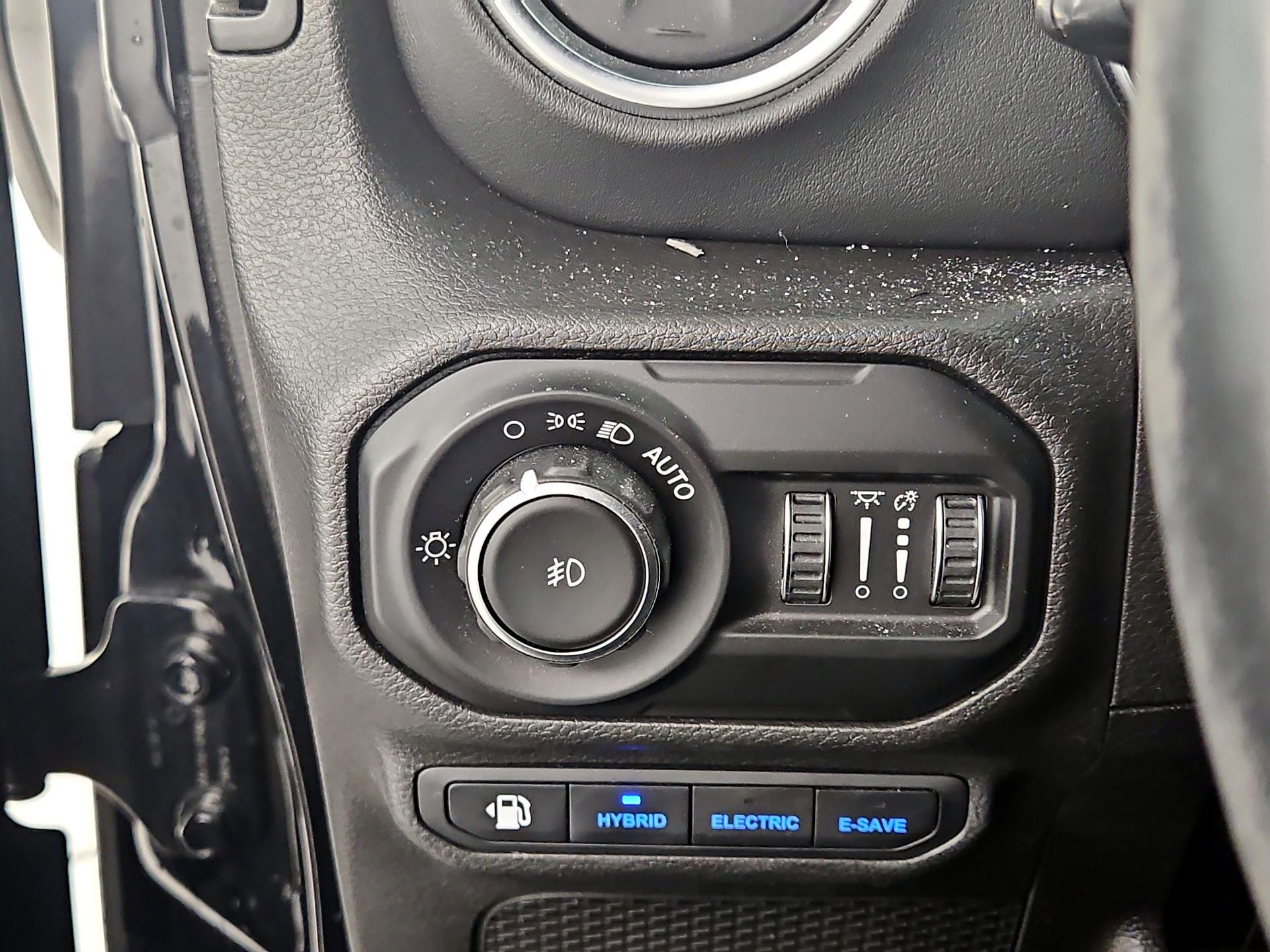 Thumbnail: 2021 Jeep Wrangler - 13