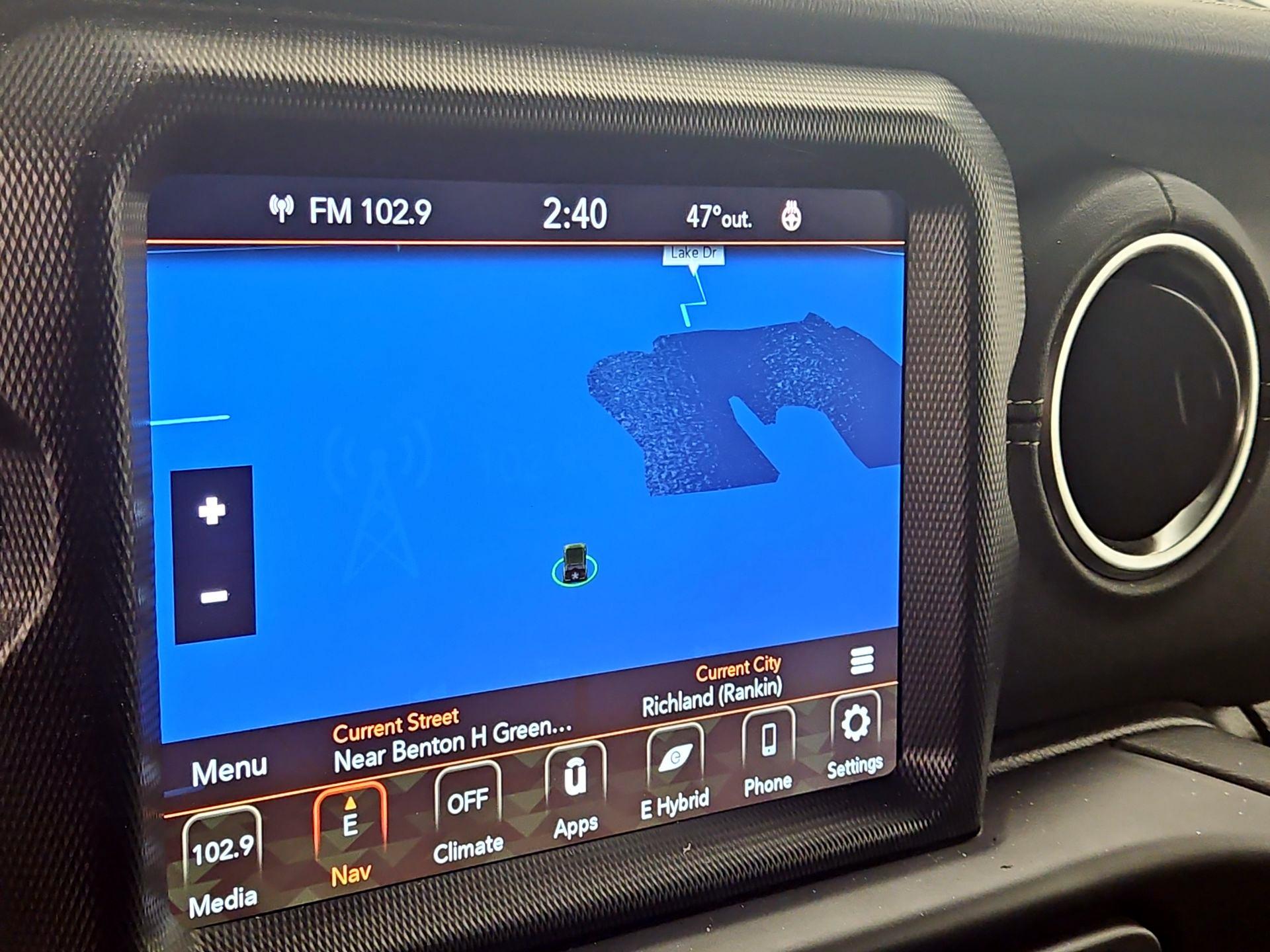 Thumbnail: 2021 Jeep Wrangler - 14