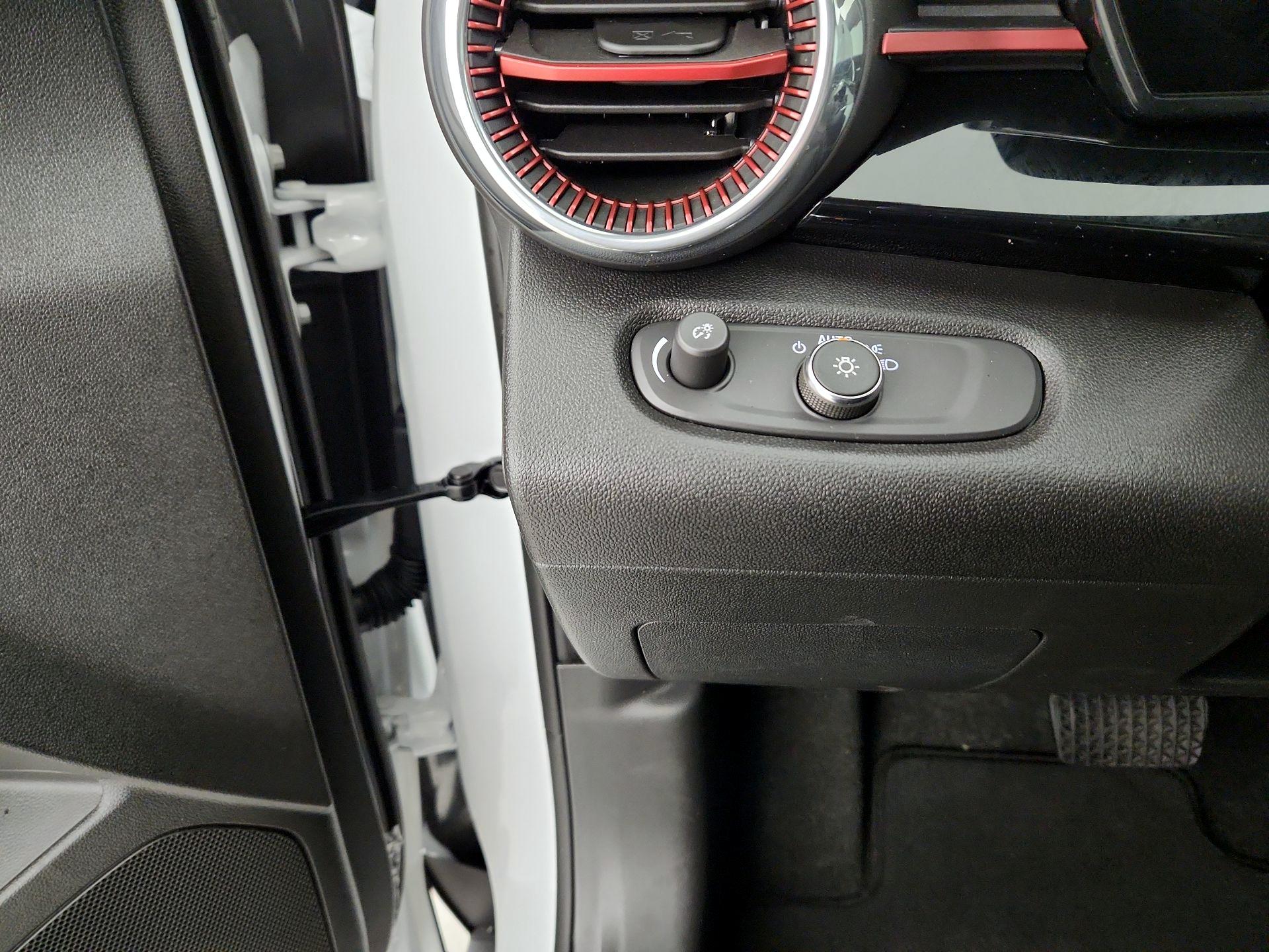 Thumbnail: 2025 Chevrolet Trax - 13