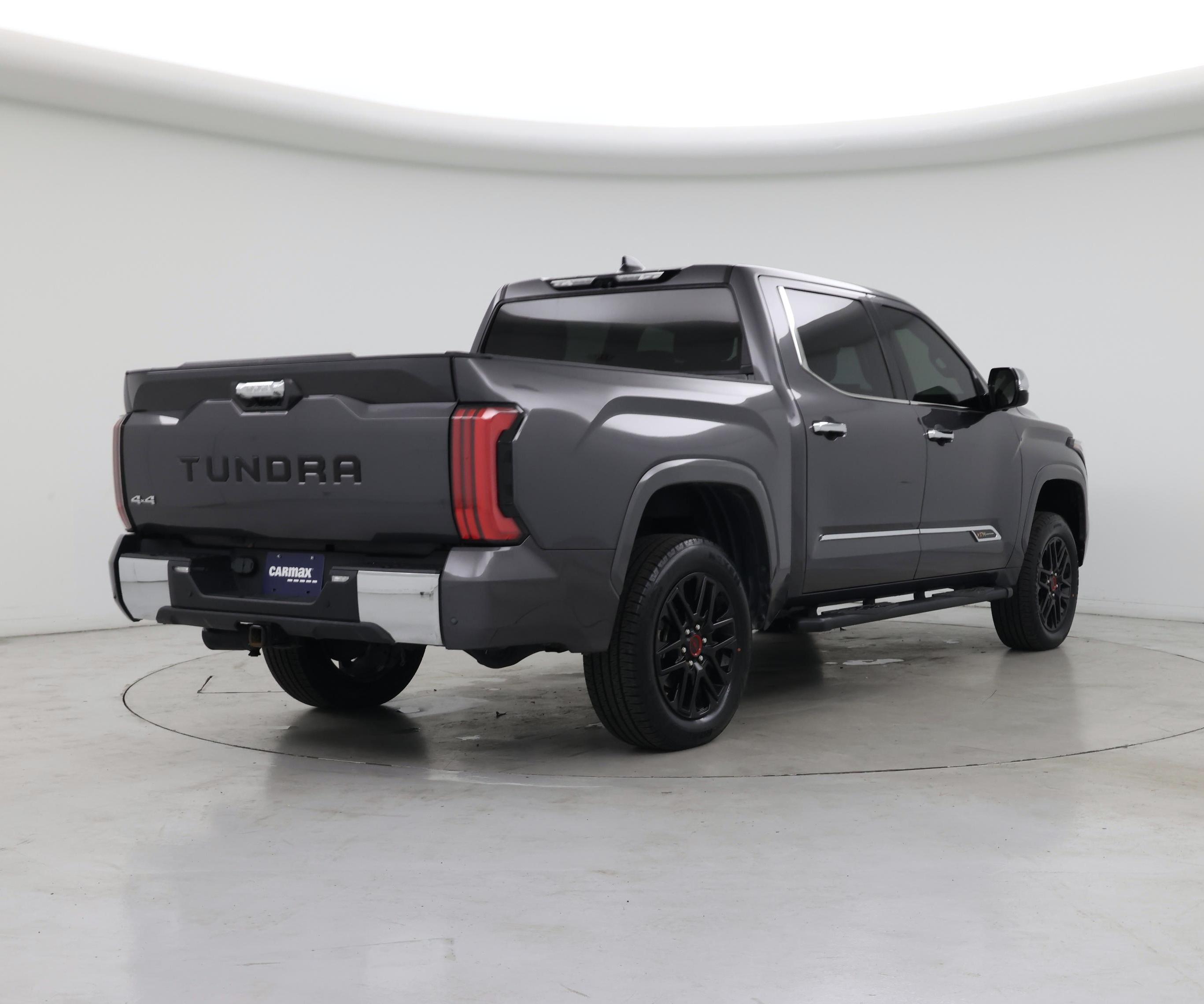 Thumbnail: 2022 Toyota Tundra - 8