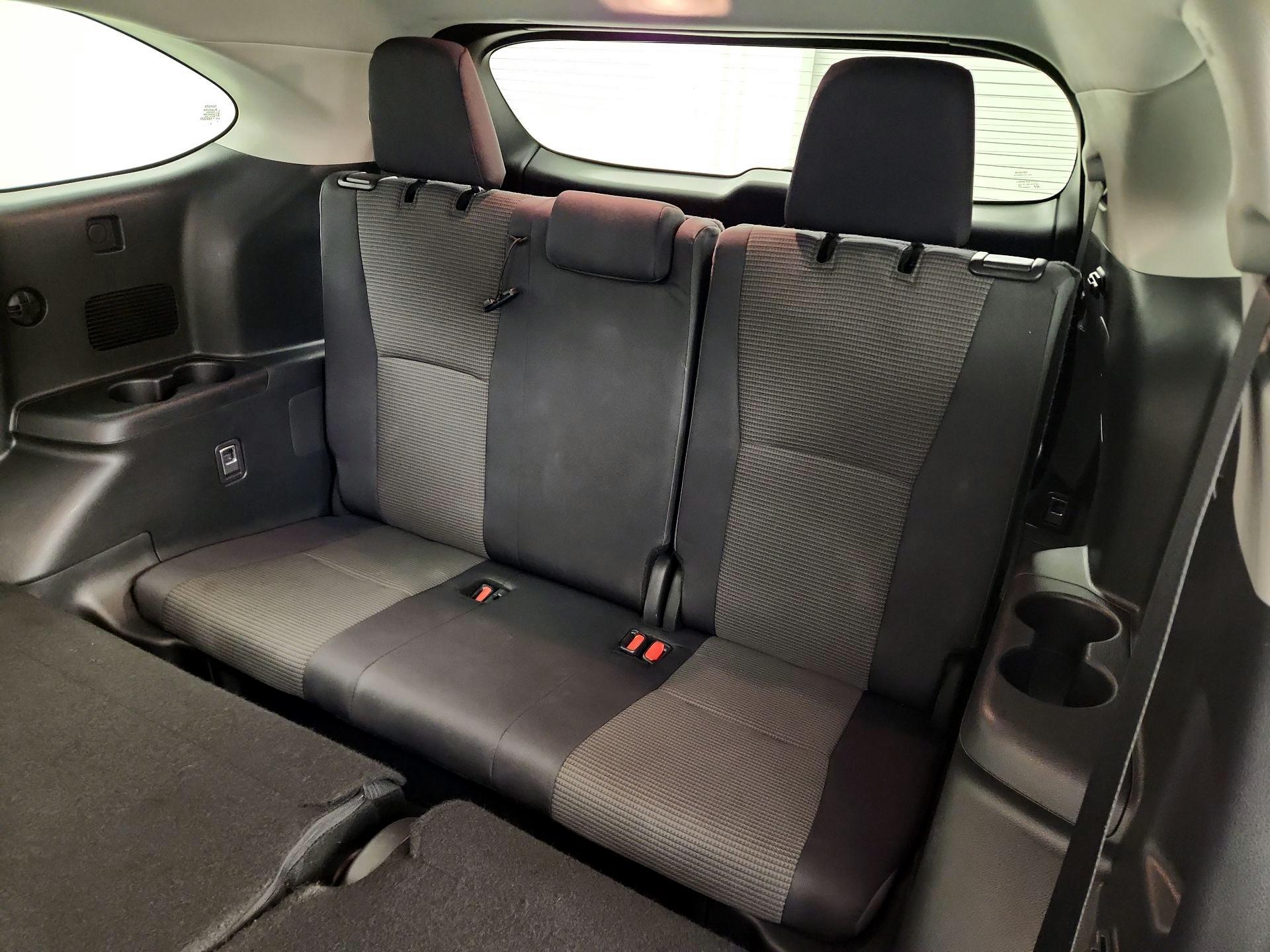 Thumbnail: 2024 Toyota Highlander - 20