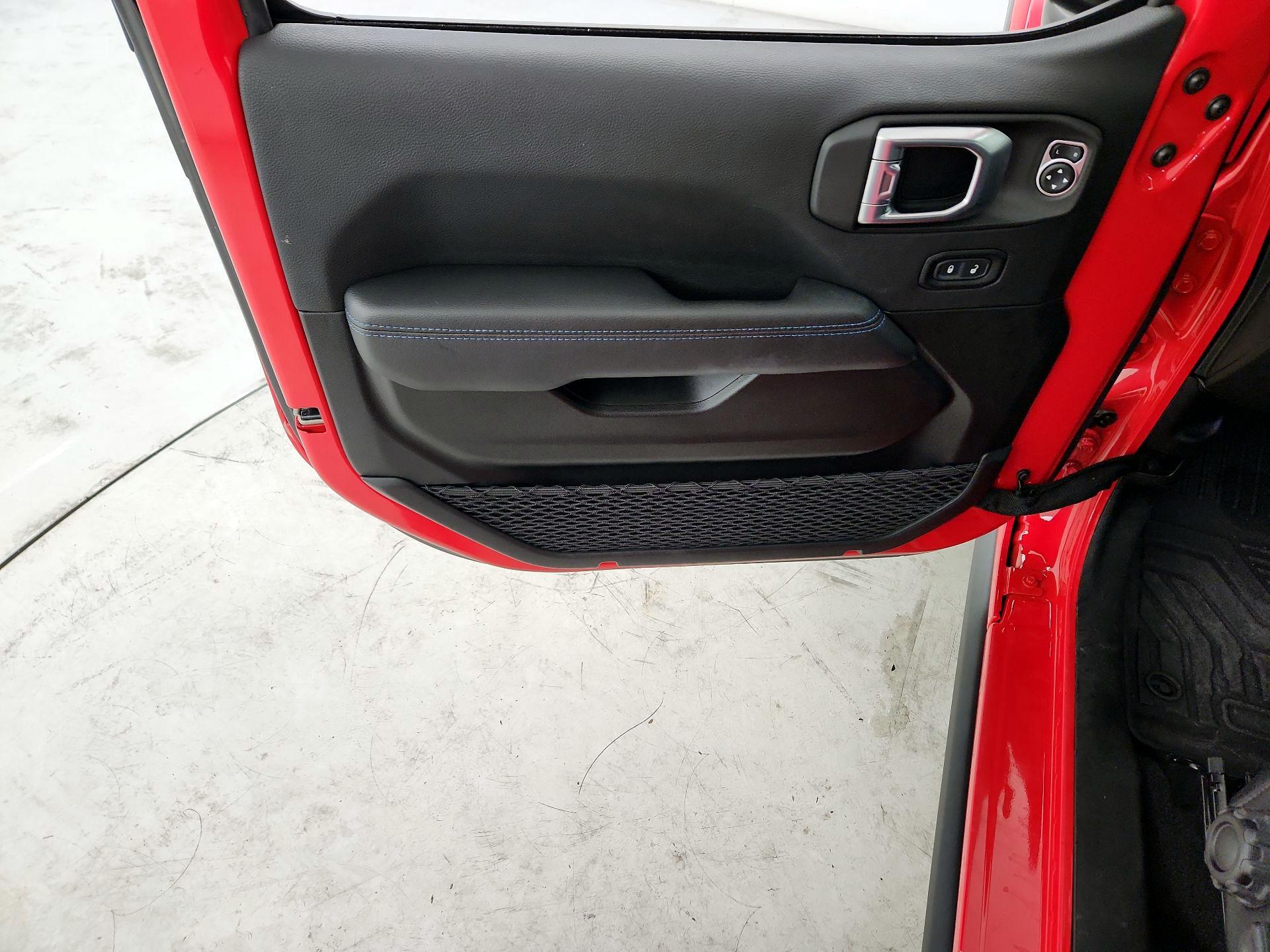 Thumbnail: 2021 Jeep Wrangler - 12