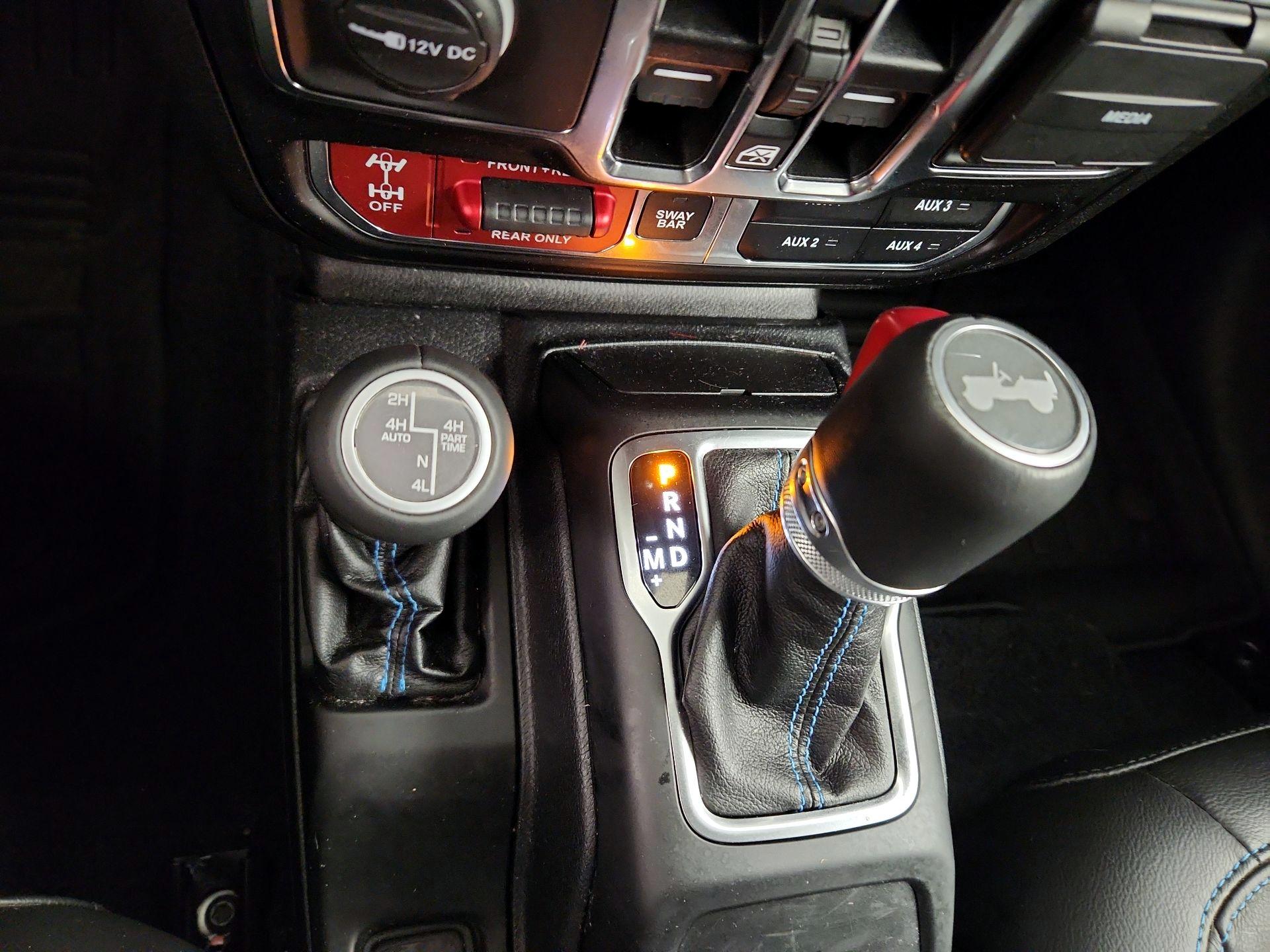 Thumbnail: 2021 Jeep Wrangler - 18