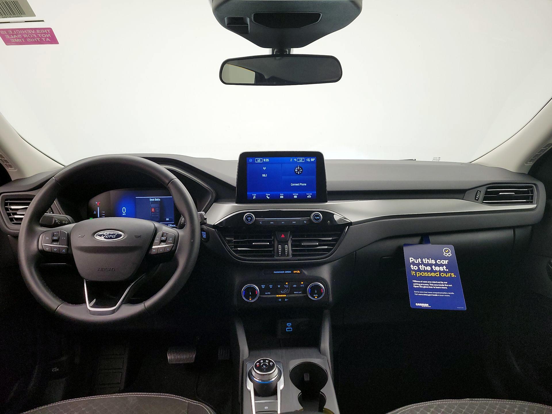 Thumbnail: 2023 Ford Escape - 9