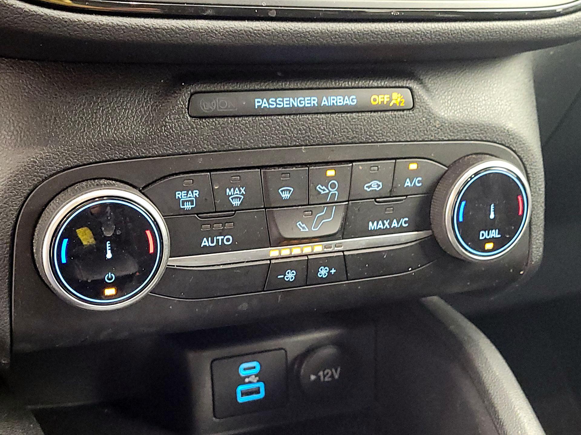 Thumbnail: 2023 Ford Escape - 16