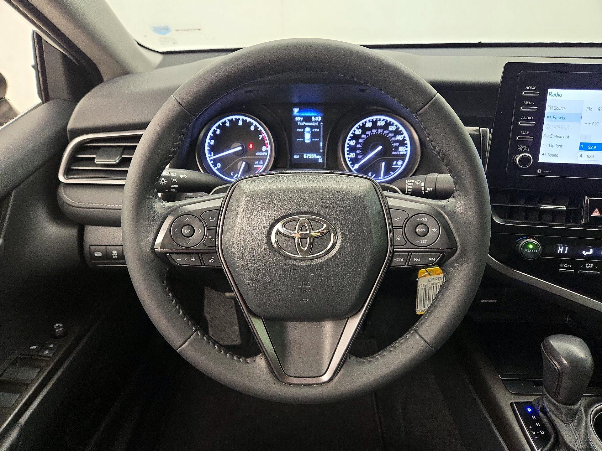 Thumbnail: 2021 Toyota Camry - 10