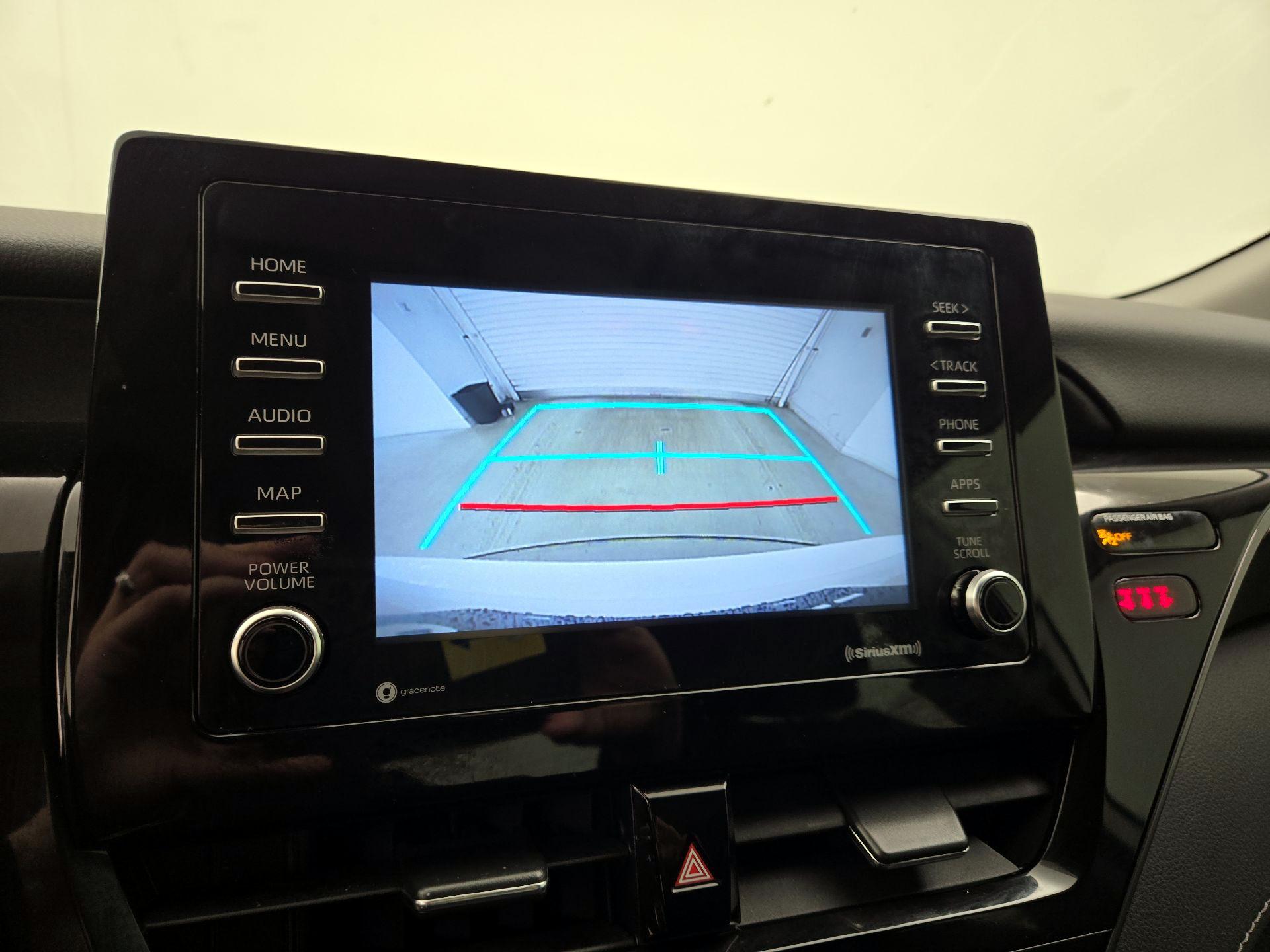 Thumbnail: 2021 Toyota Camry - 14