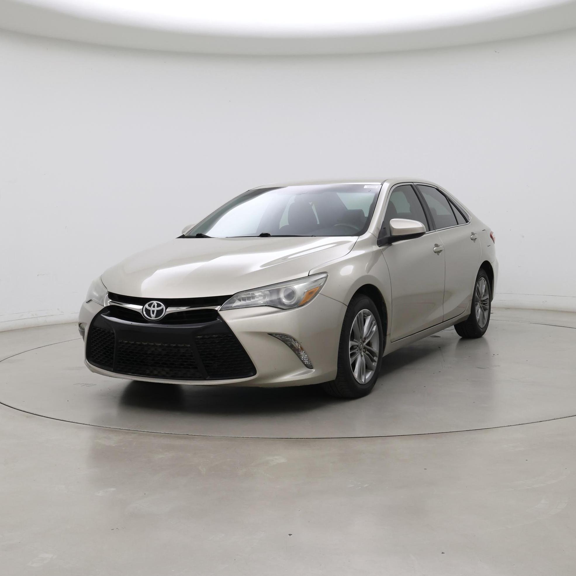 Thumbnail: 2015 Toyota Camry - 4