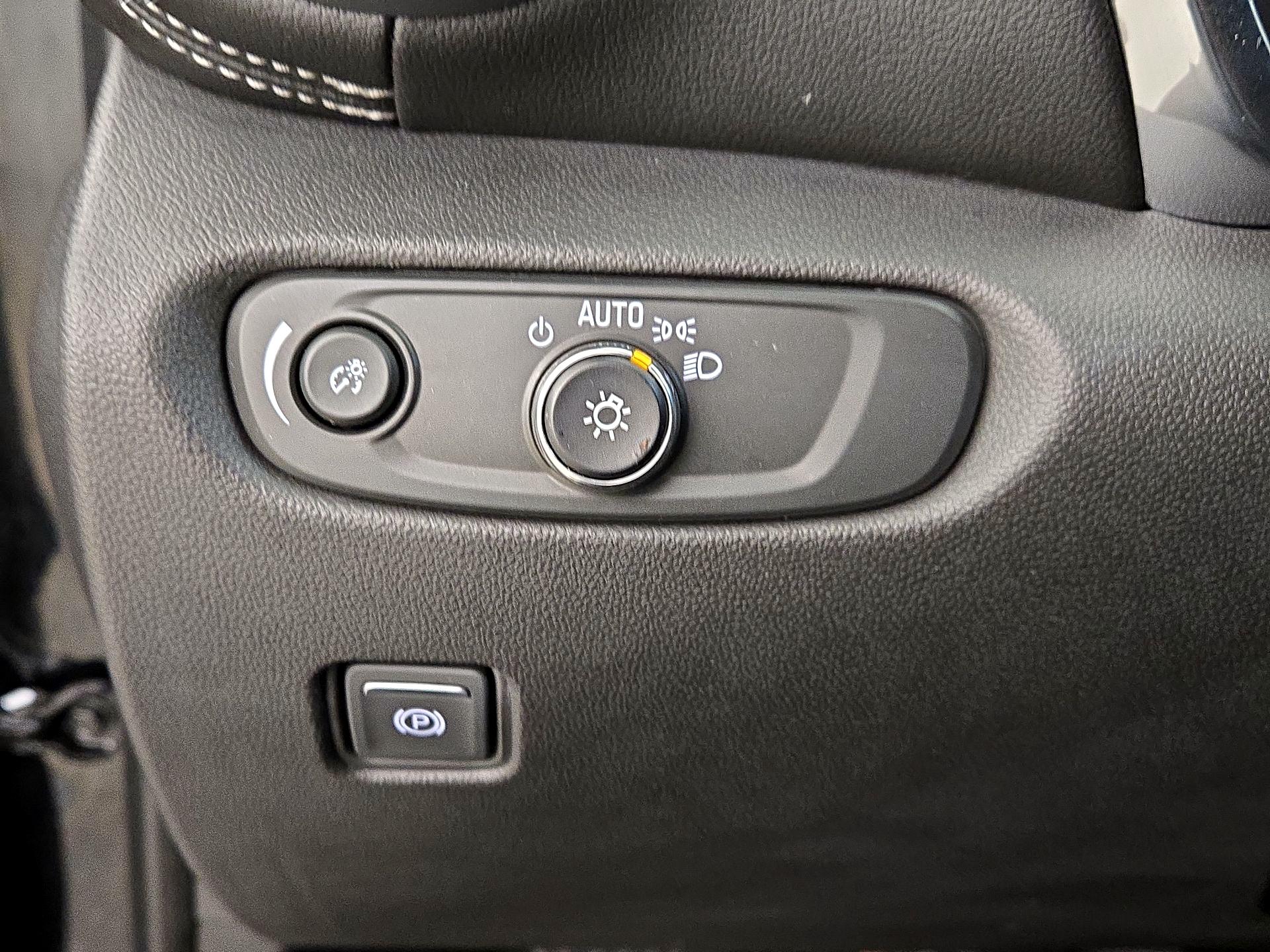 Thumbnail: 2023 Chevrolet Blazer - 13