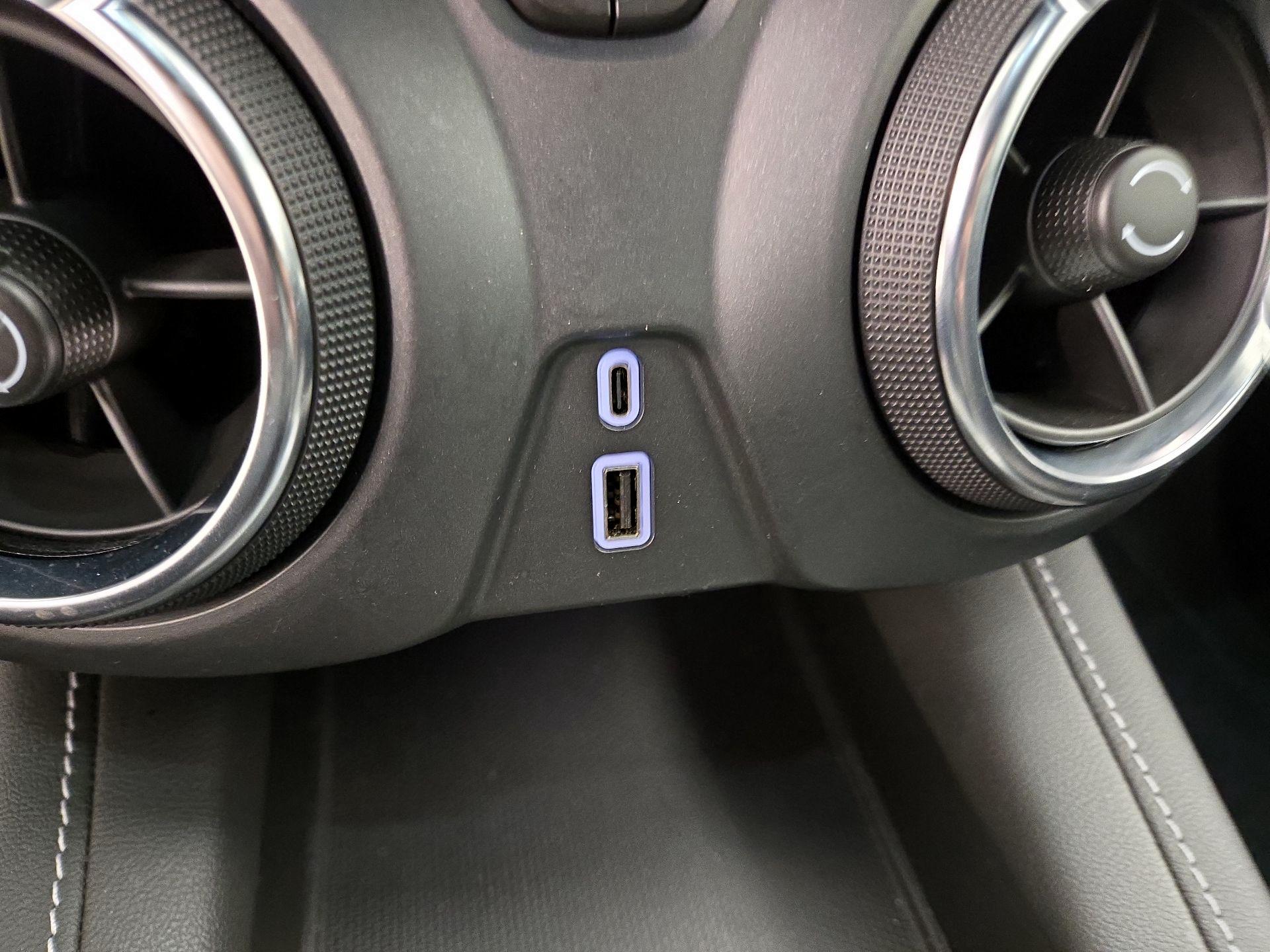 Thumbnail: 2023 Chevrolet Blazer - 18